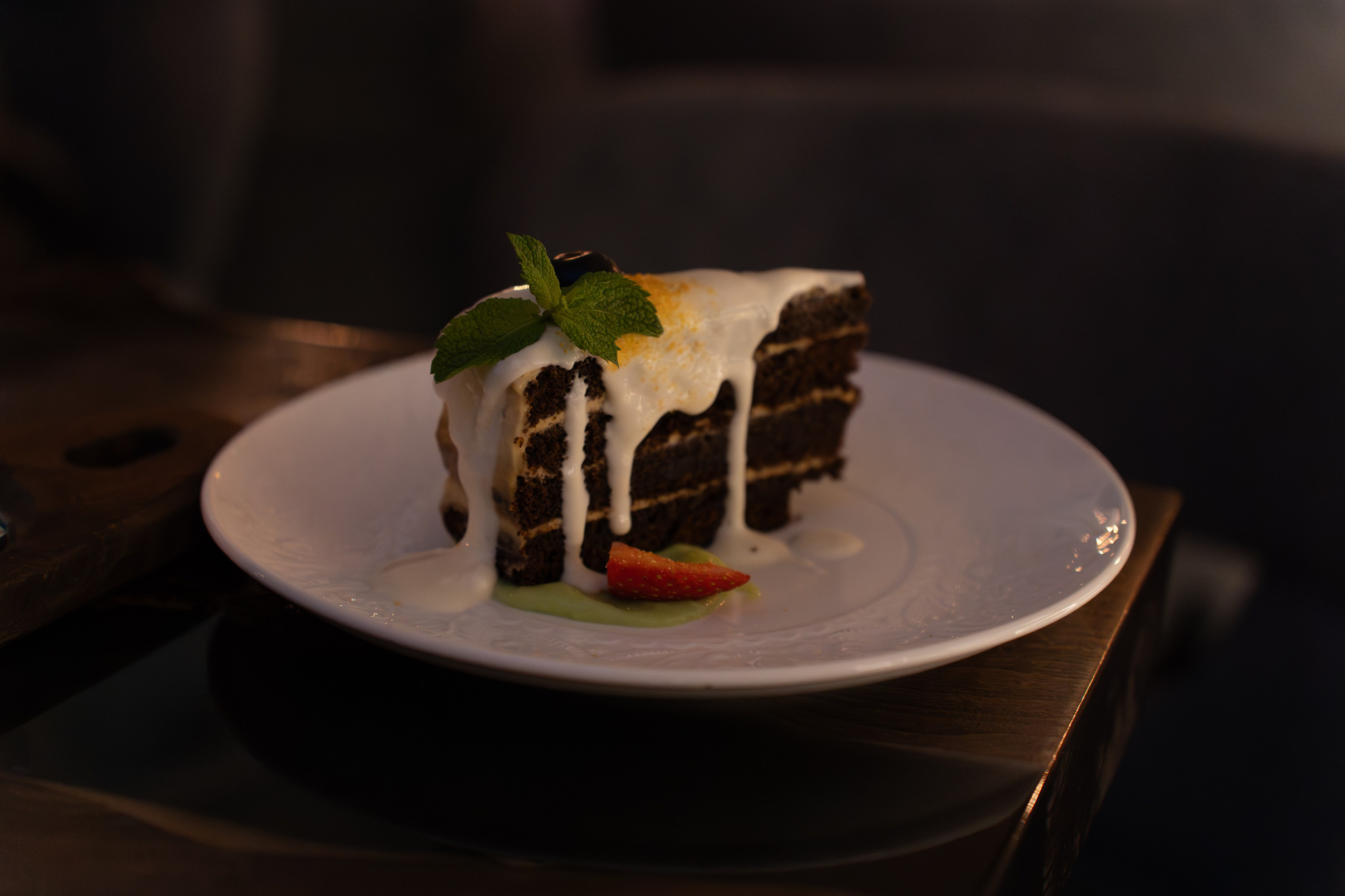 Лед и ложка. Для тех, кто не ждёт удачи, а создаёт её. Каждая фотосессия — это твой момент, твой стиль, твой успех. 📸