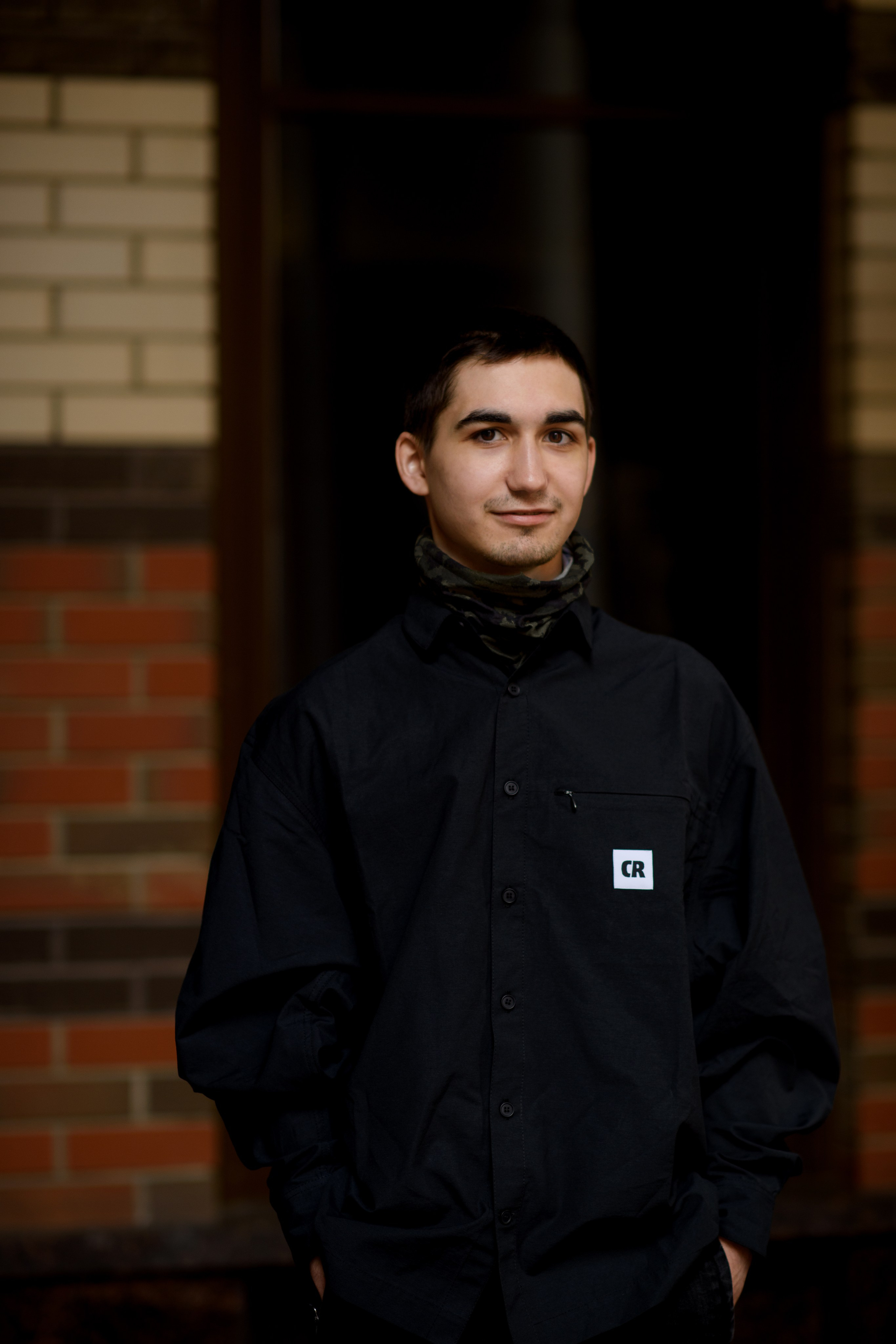 Фотосессия мальчика-подростка в городе. Главная