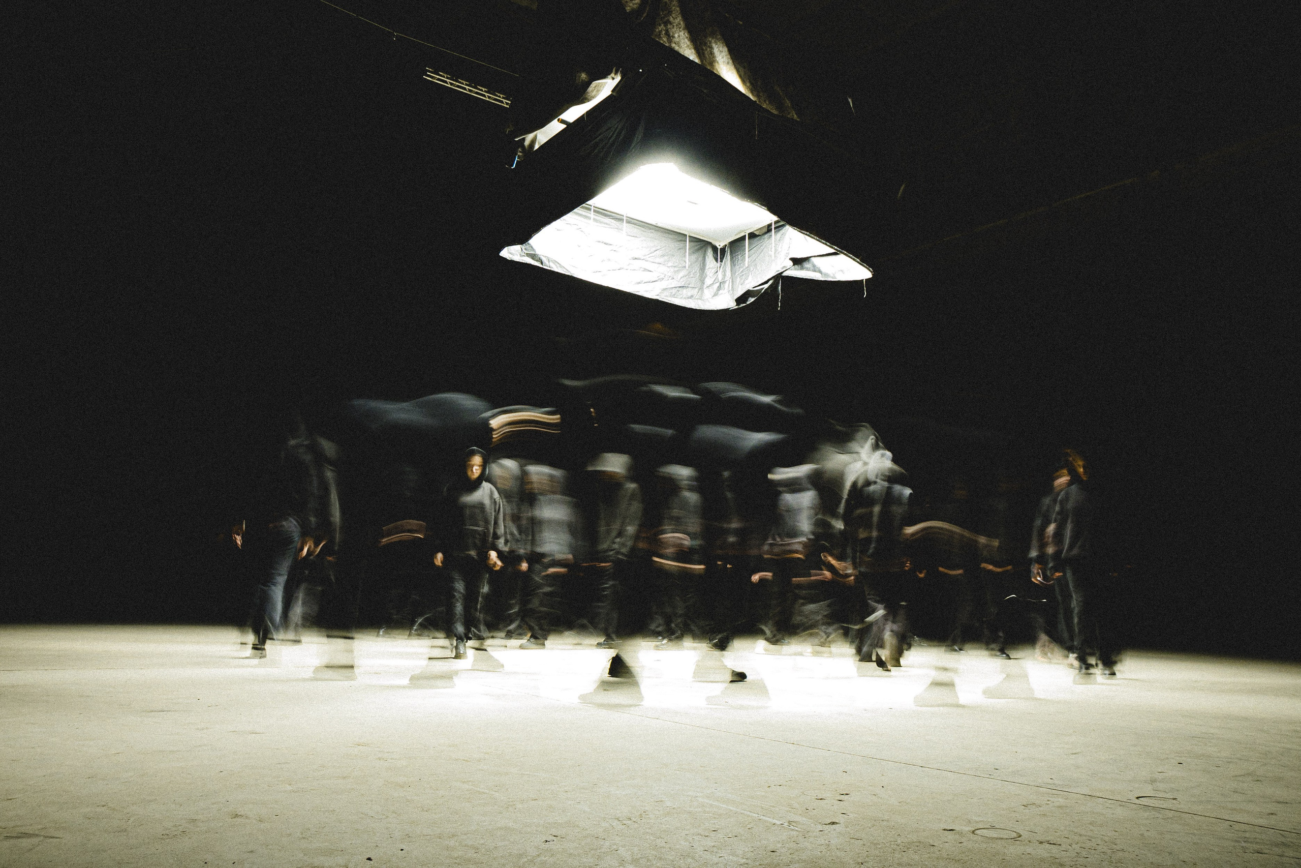 Бэкстеджи. Фотограф Егор Огородов