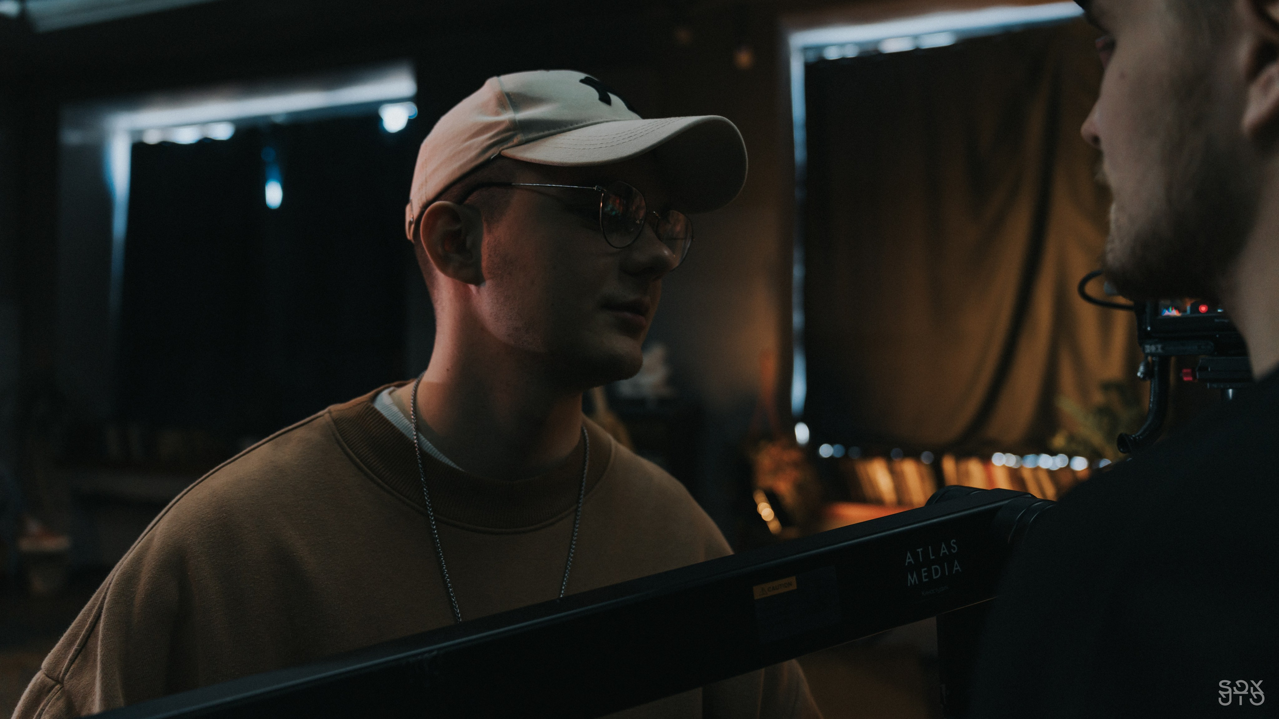 BAKED ROLL x Grad! ent