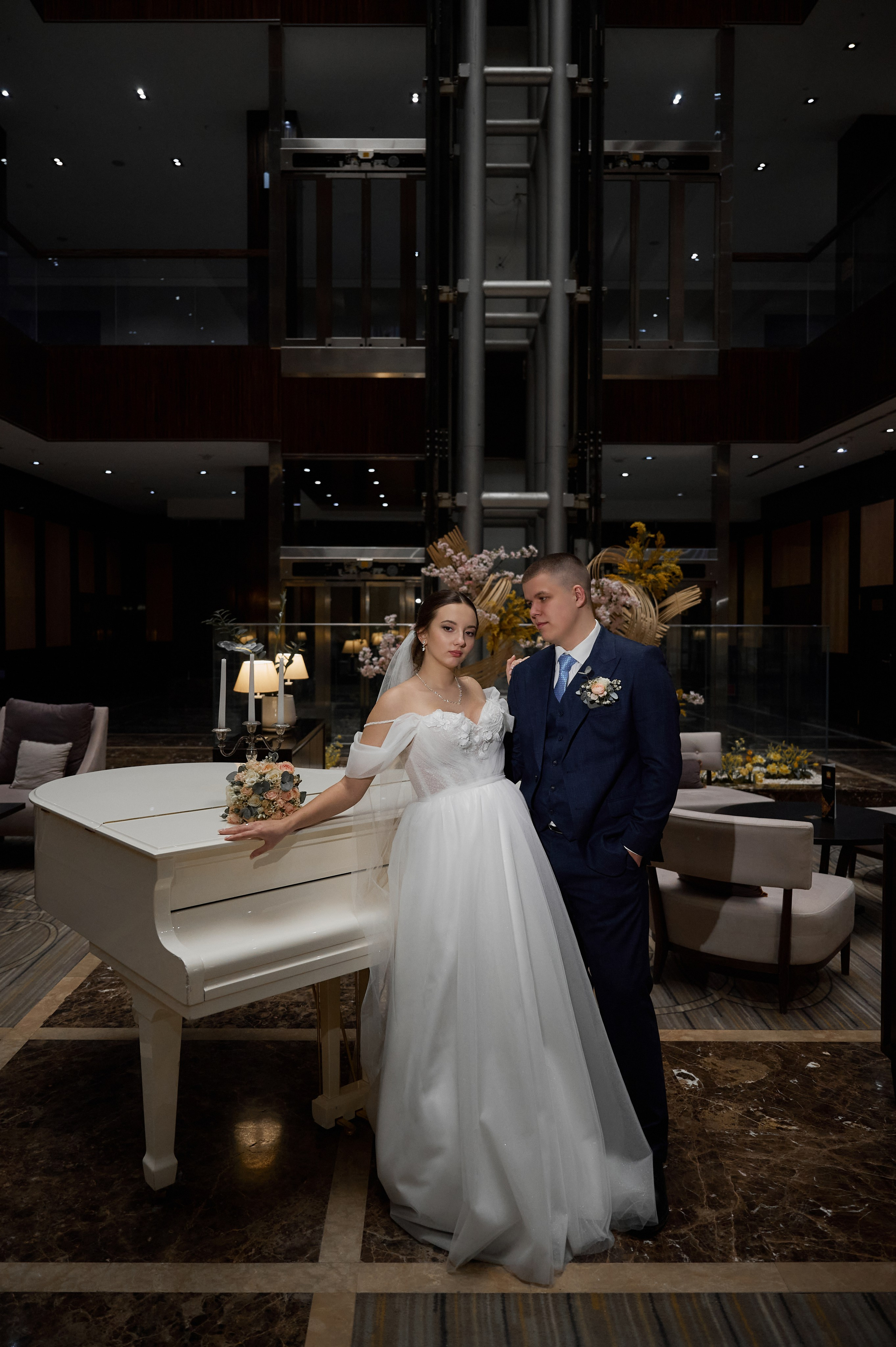 Свадебная фотосессия в СК Рояль Тула. Свадебный фотограф в Туле Никита Беляев