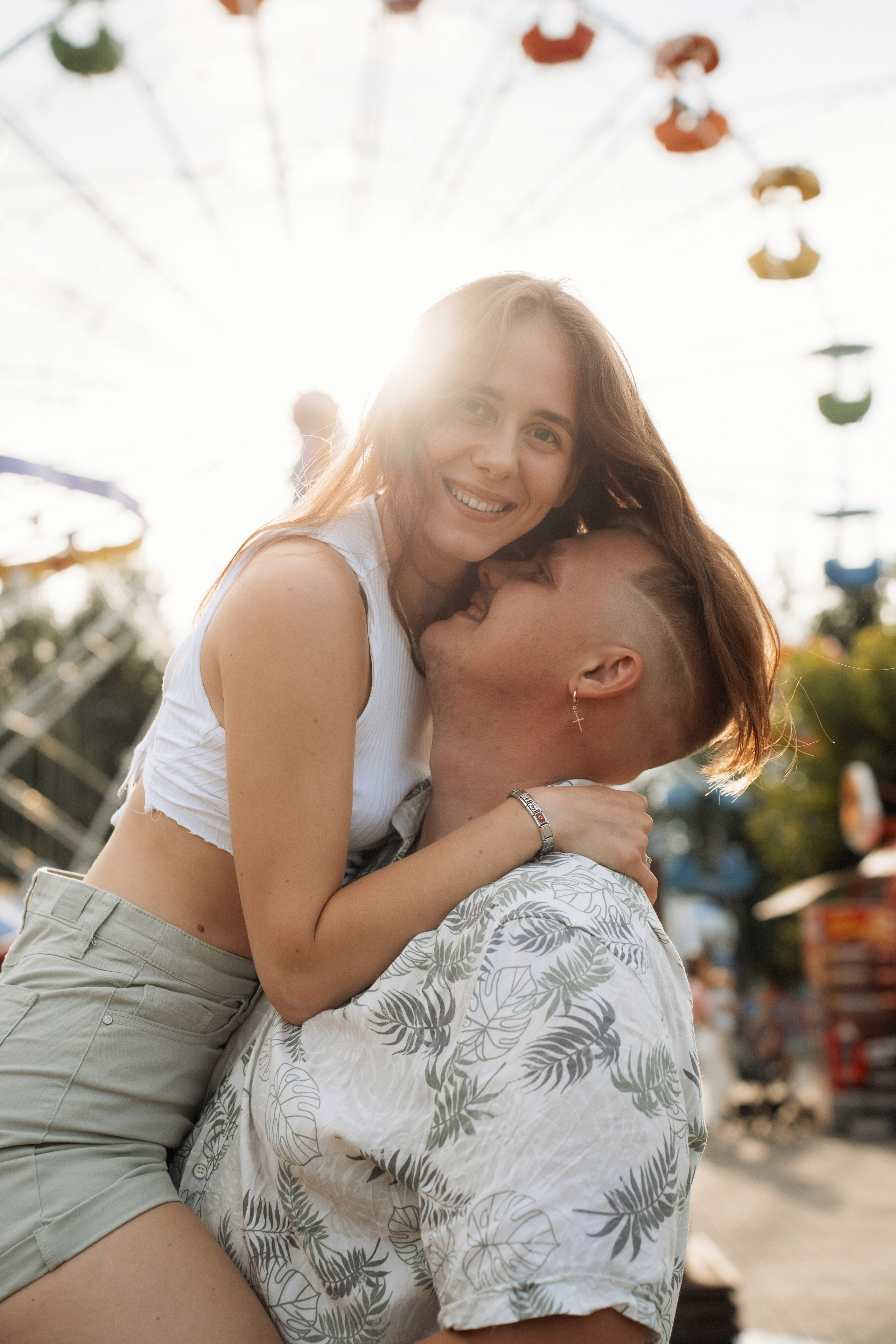 Глеб и Арина. Фотосессия в парке аттракционов. Яна Орехова. Фотограф в Томске