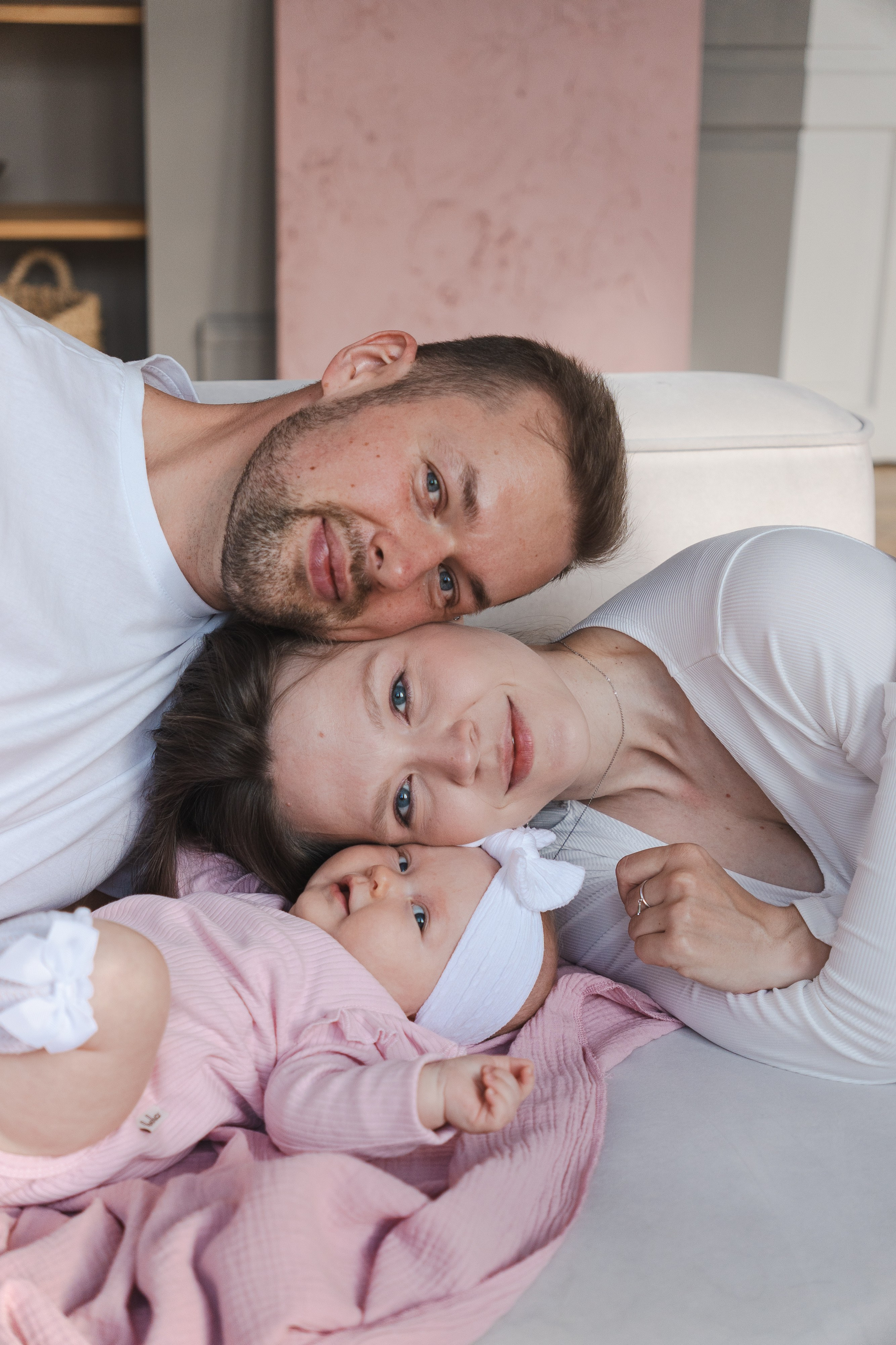 Семейная съёмка с малышкой|White Garden. Фотограф в Екатеринбурге Яна Круташова