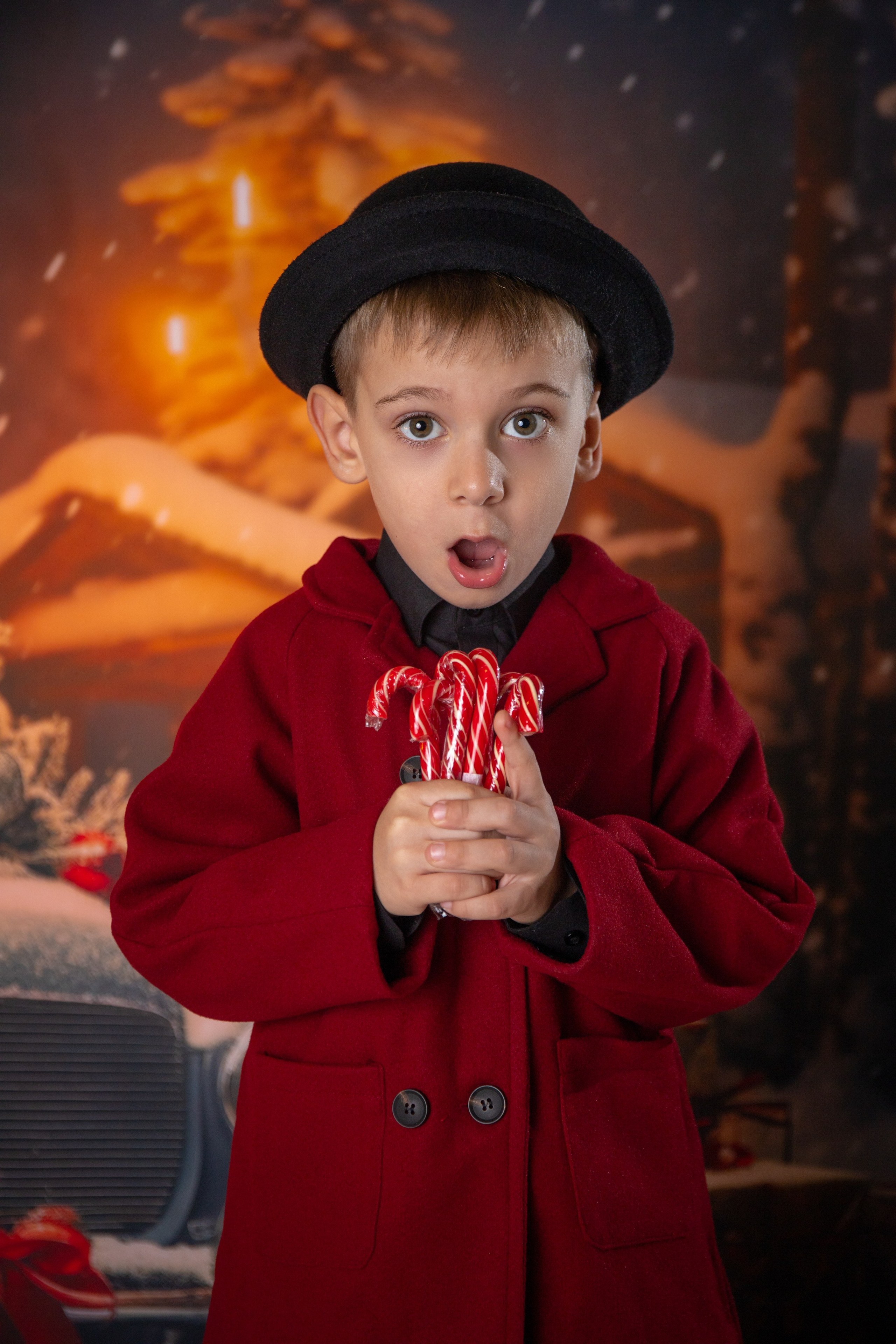 Новый год 2025. Выпускные альбомы в Таганроге и Ростовской Области