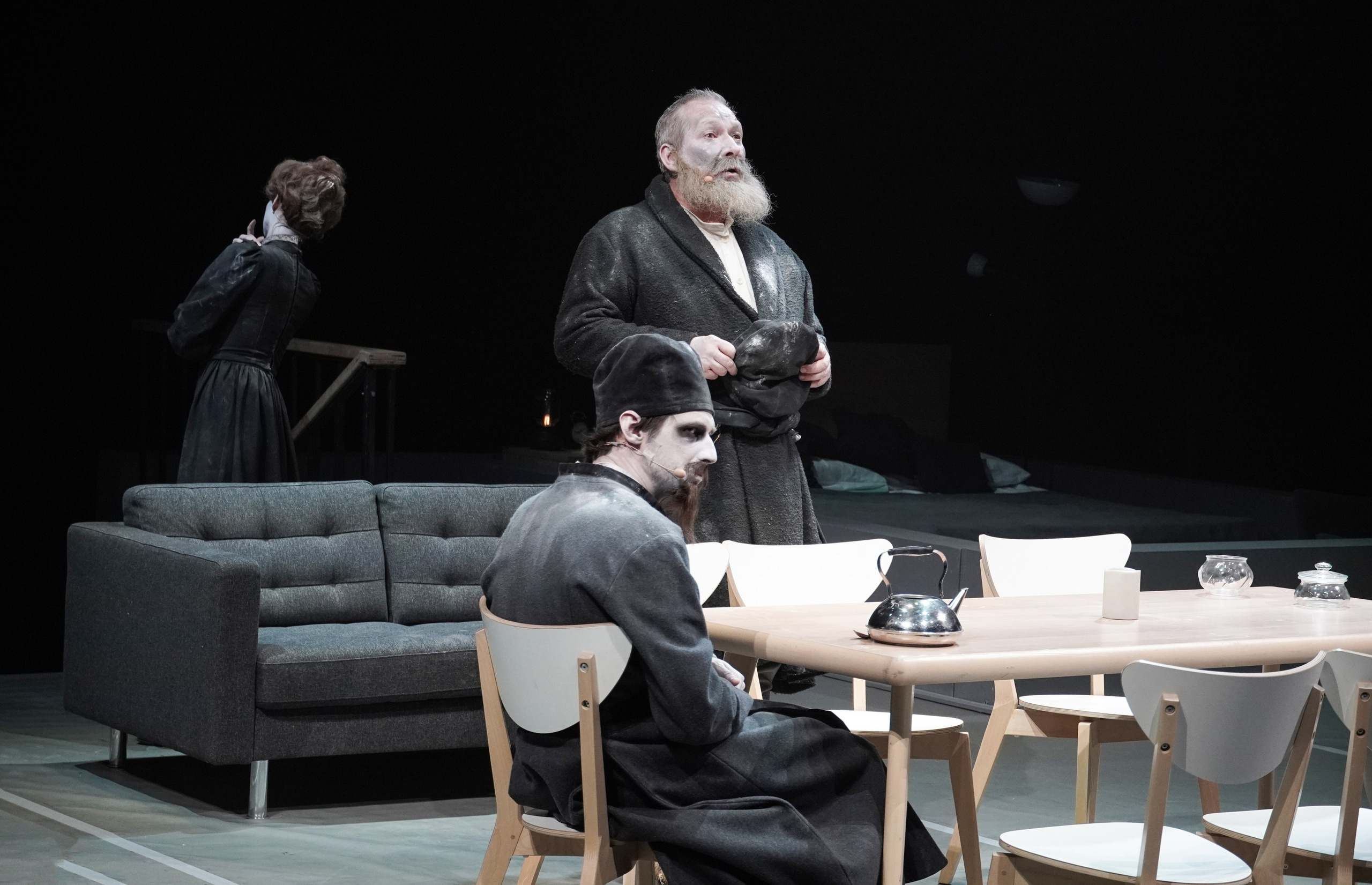 Спектакль «Мещане». Фотохудожник Татьяна Бойцова