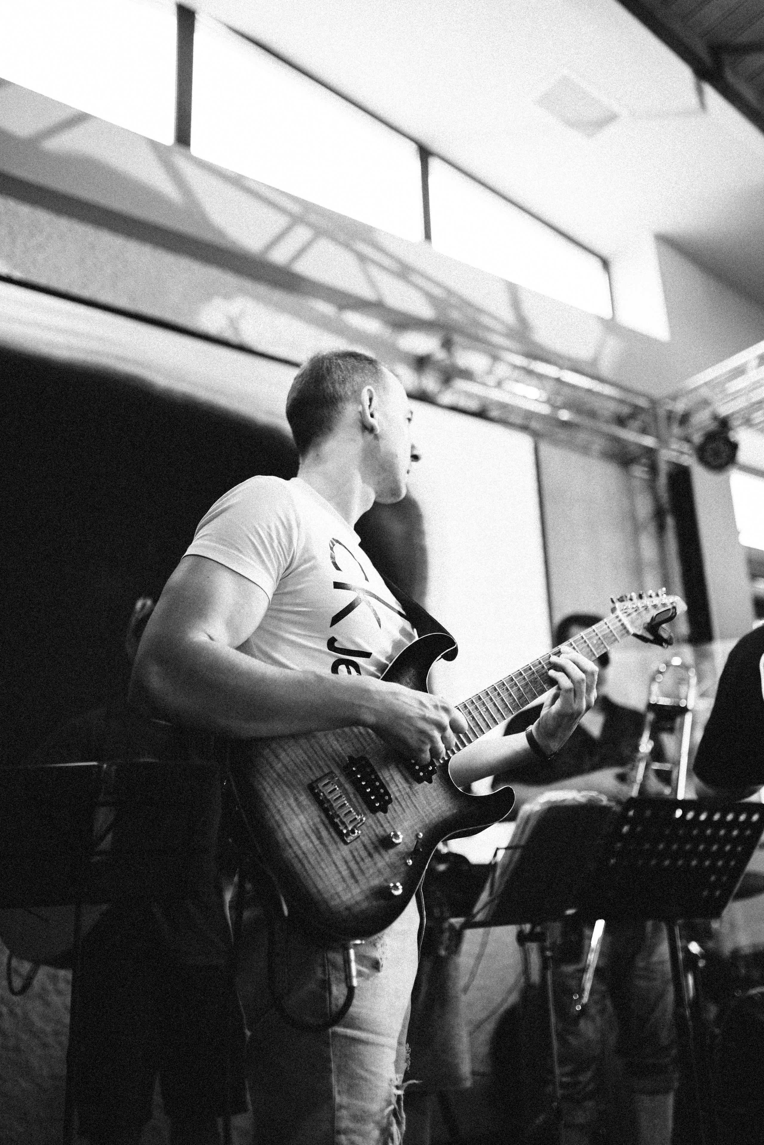 Кавер группа «Friends» soundcheck| ресторан «ШатоПино». Фотограф Санкт-Петербург, Новороссийск