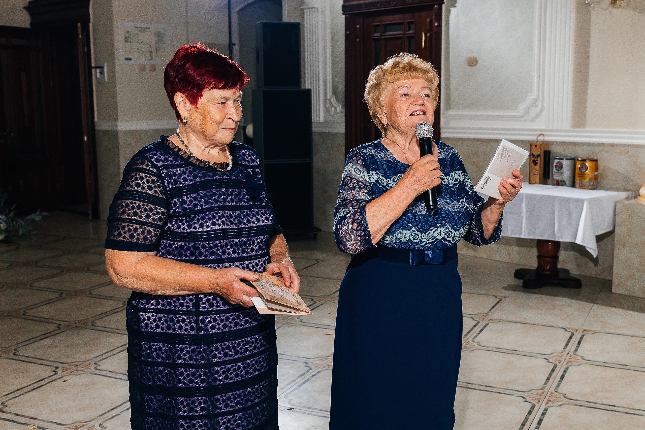 Невероятное появление невесты на свадебном ужине. Олег Сверчков | Свадебный фотограф Вологда