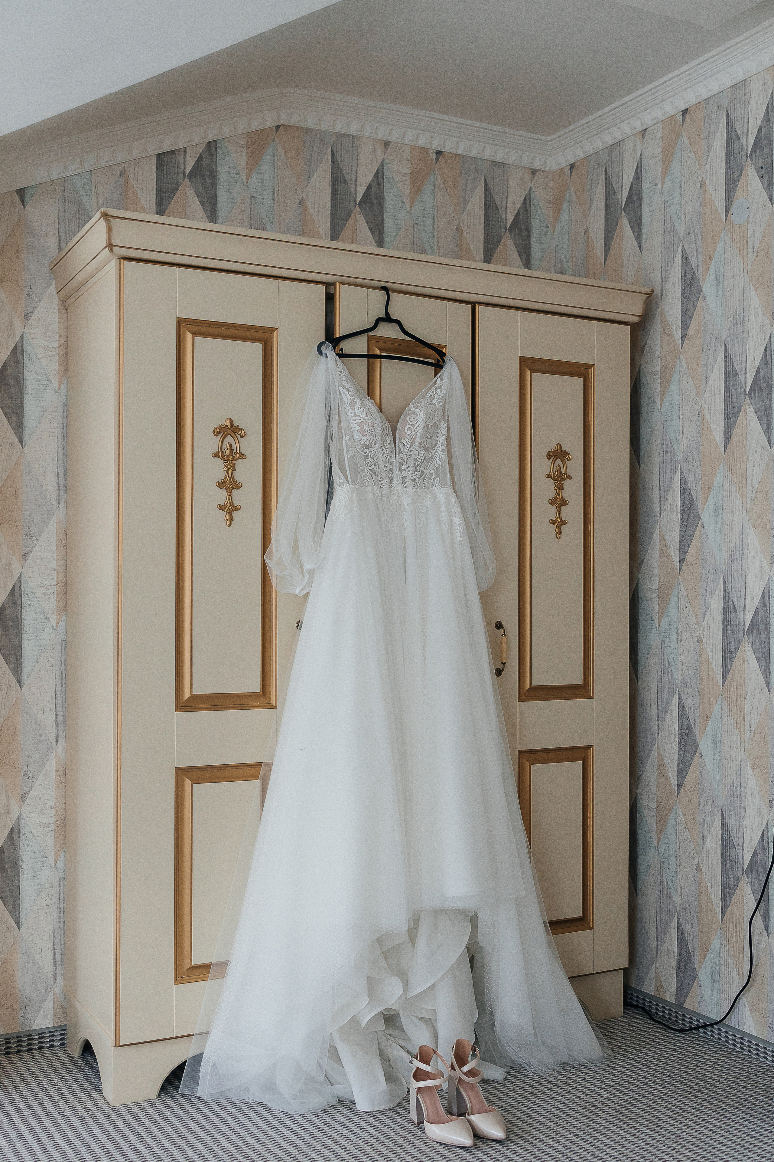 Невероятное появление невесты на свадебном ужине. Олег Сверчков | Свадебный фотограф Вологда