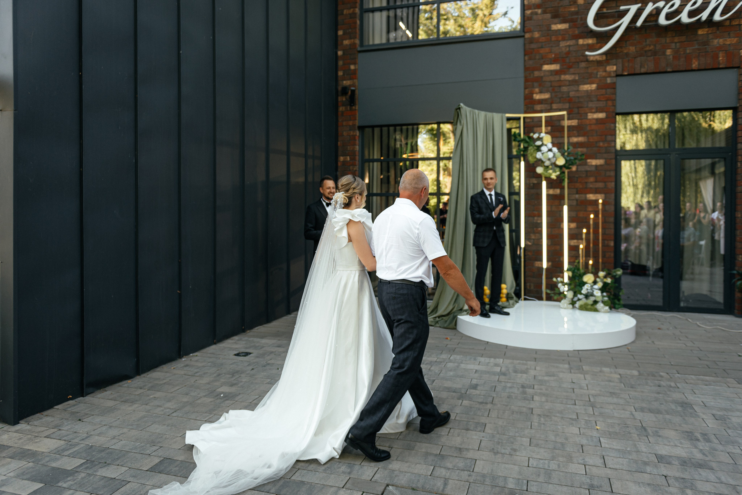 Артем и Алина. Свадебный и семейный фотограф в Алексеевке Марина Купреева