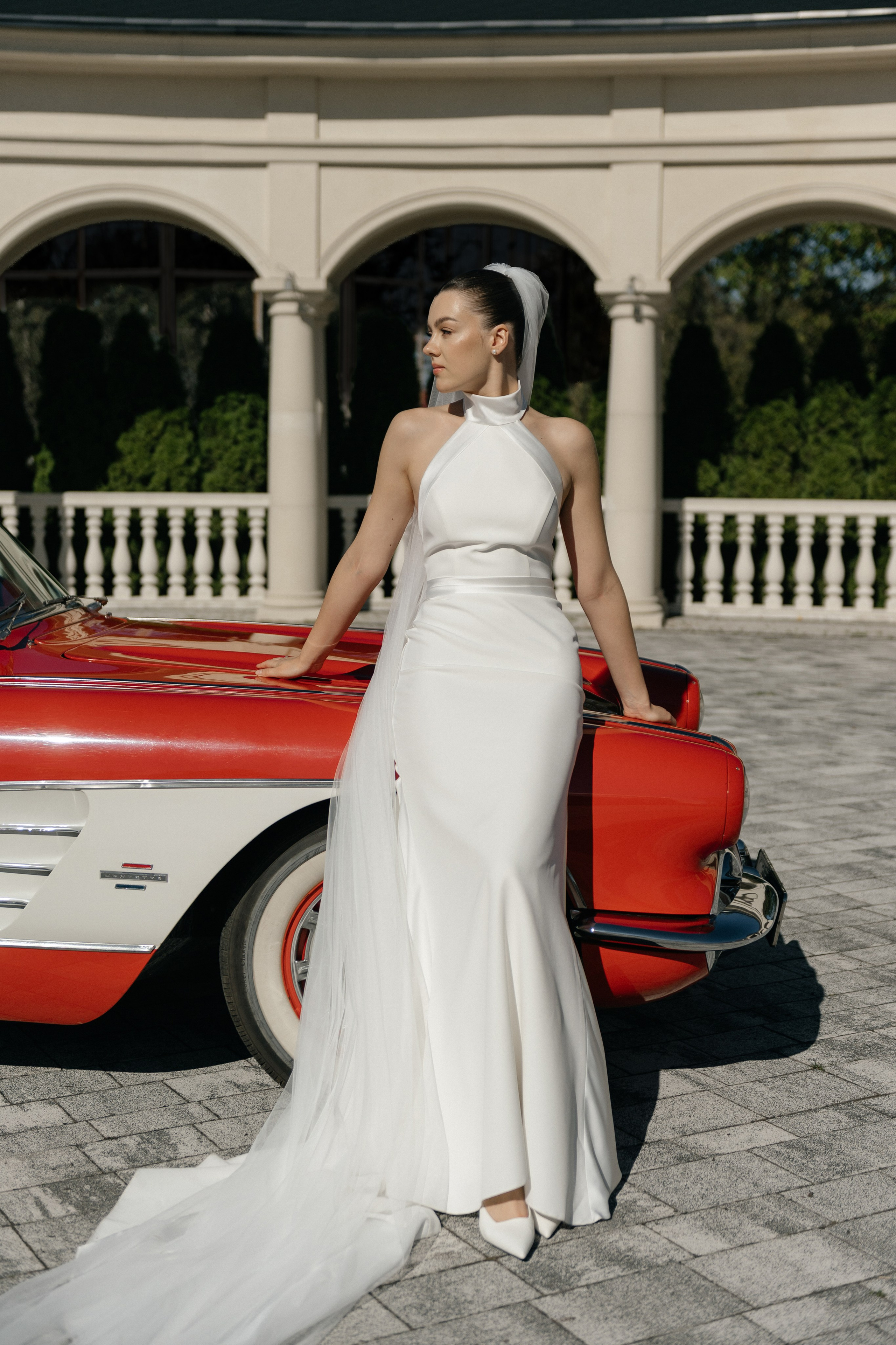 Wedding day in VERSAL PARK. Wedding PHOTOGRAPHER Andrew Vnukov