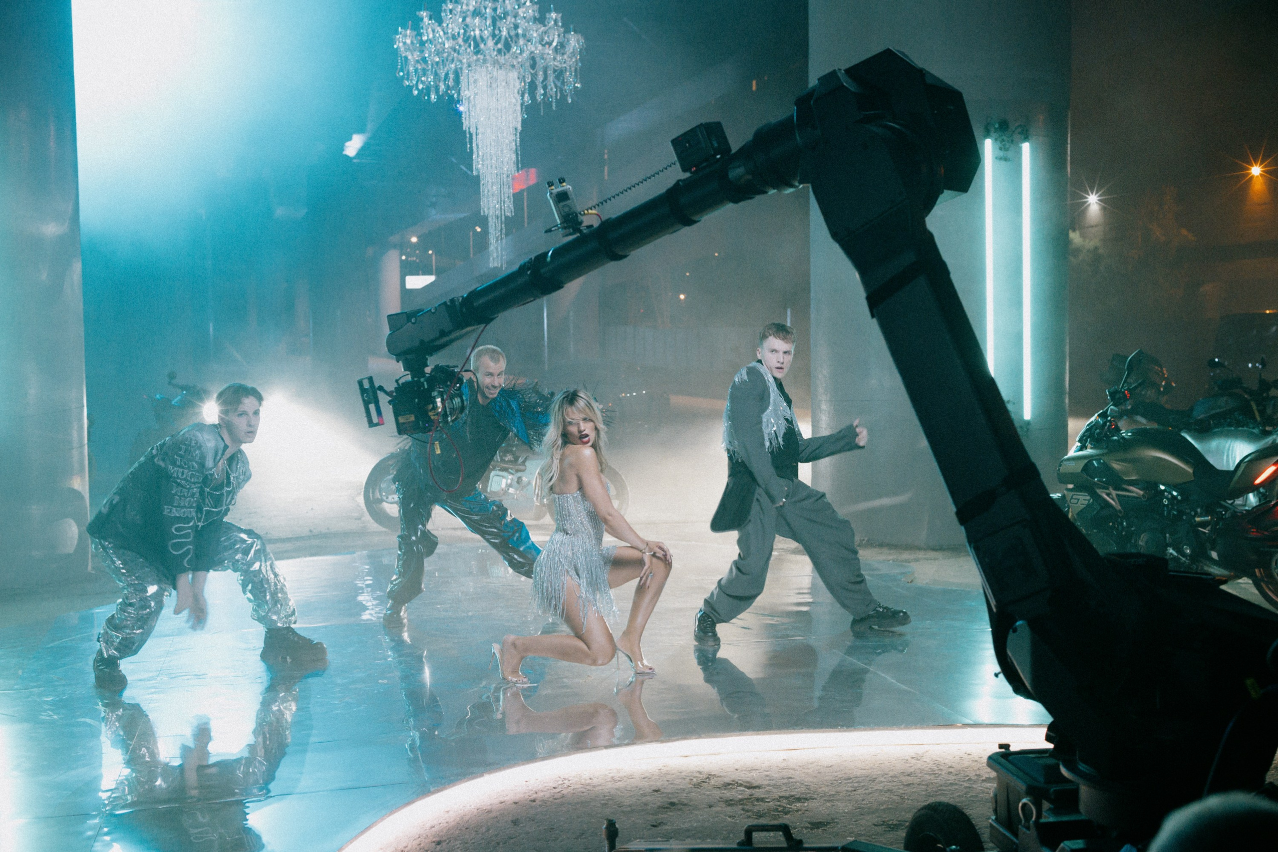 BACKSTAGE Люся Чеботина «За бывшего». Бэкстейдж и репортажный фотограф в Москве Артем Онацко