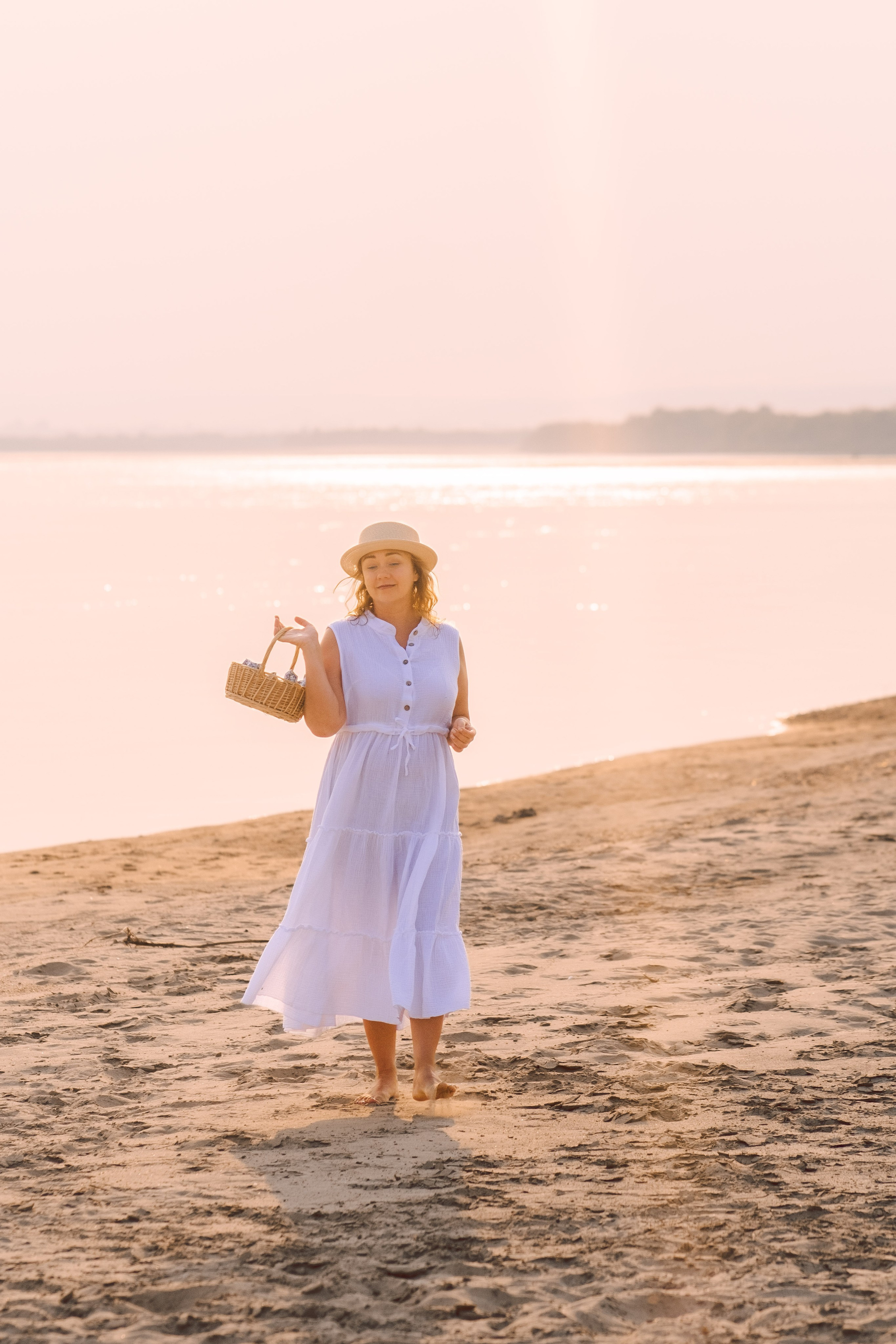 Речной берег. Июль. Семейный и женский фотограф в городе Благовещенск Надежда Буярова