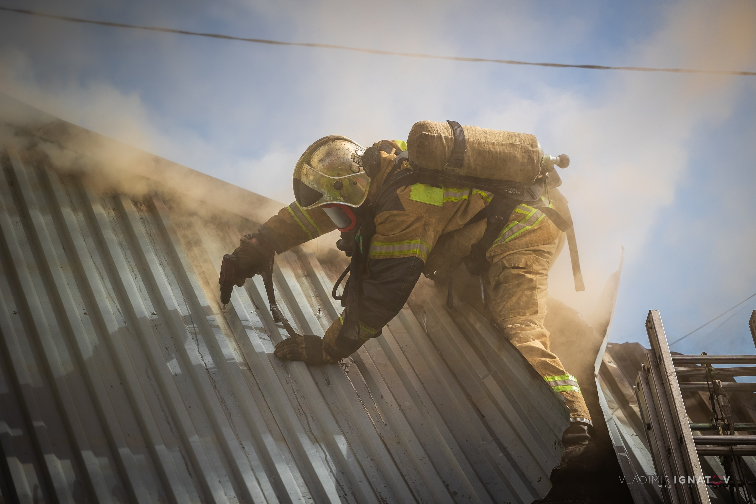 Пожарный репортёр Барнаул. Репортажный фотограф в Барнауле Владимир Игнатов