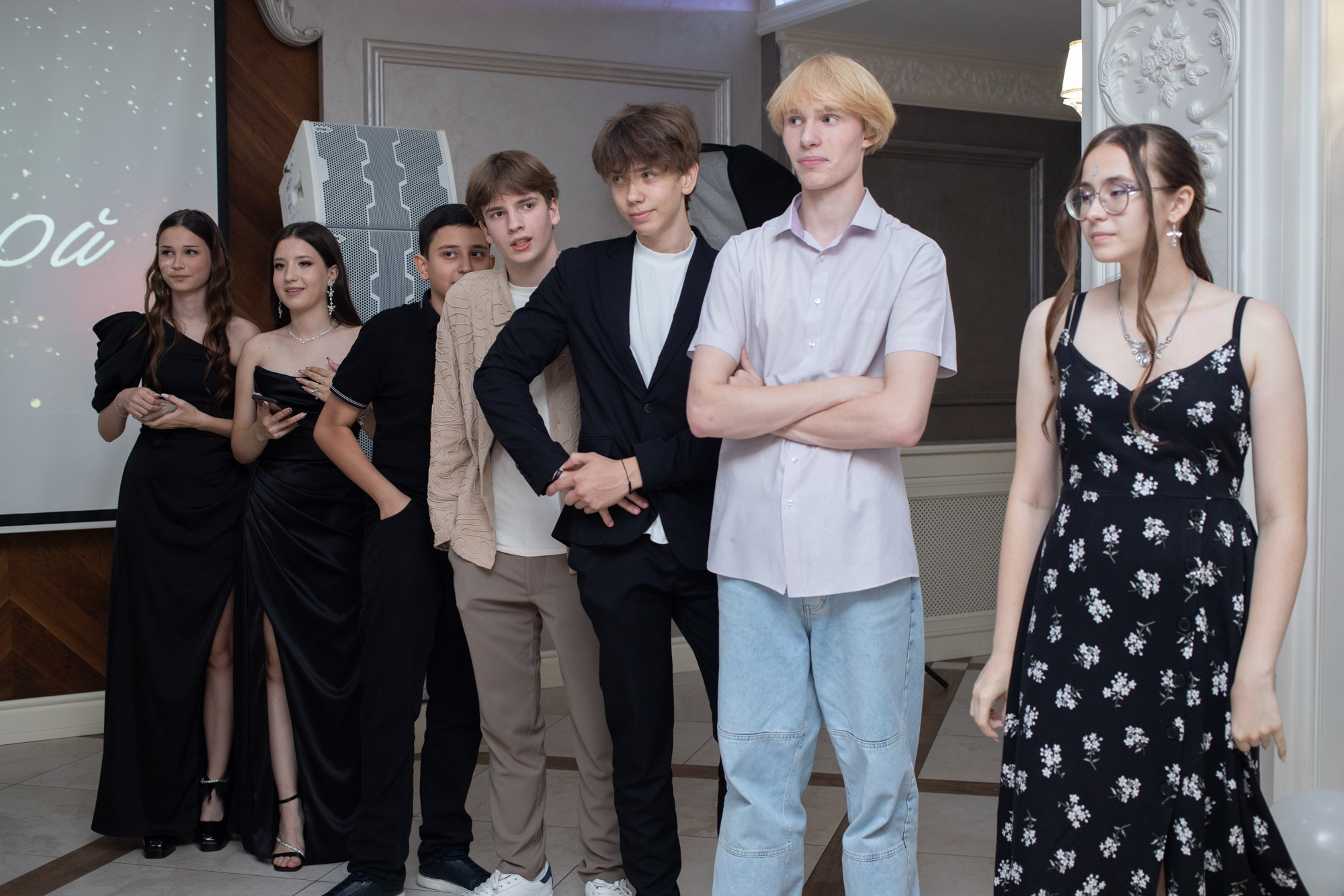 Выпускной 9-й класс. Репортажный, промышленный и маркетплейс-фотограф Дмитрий Чернат