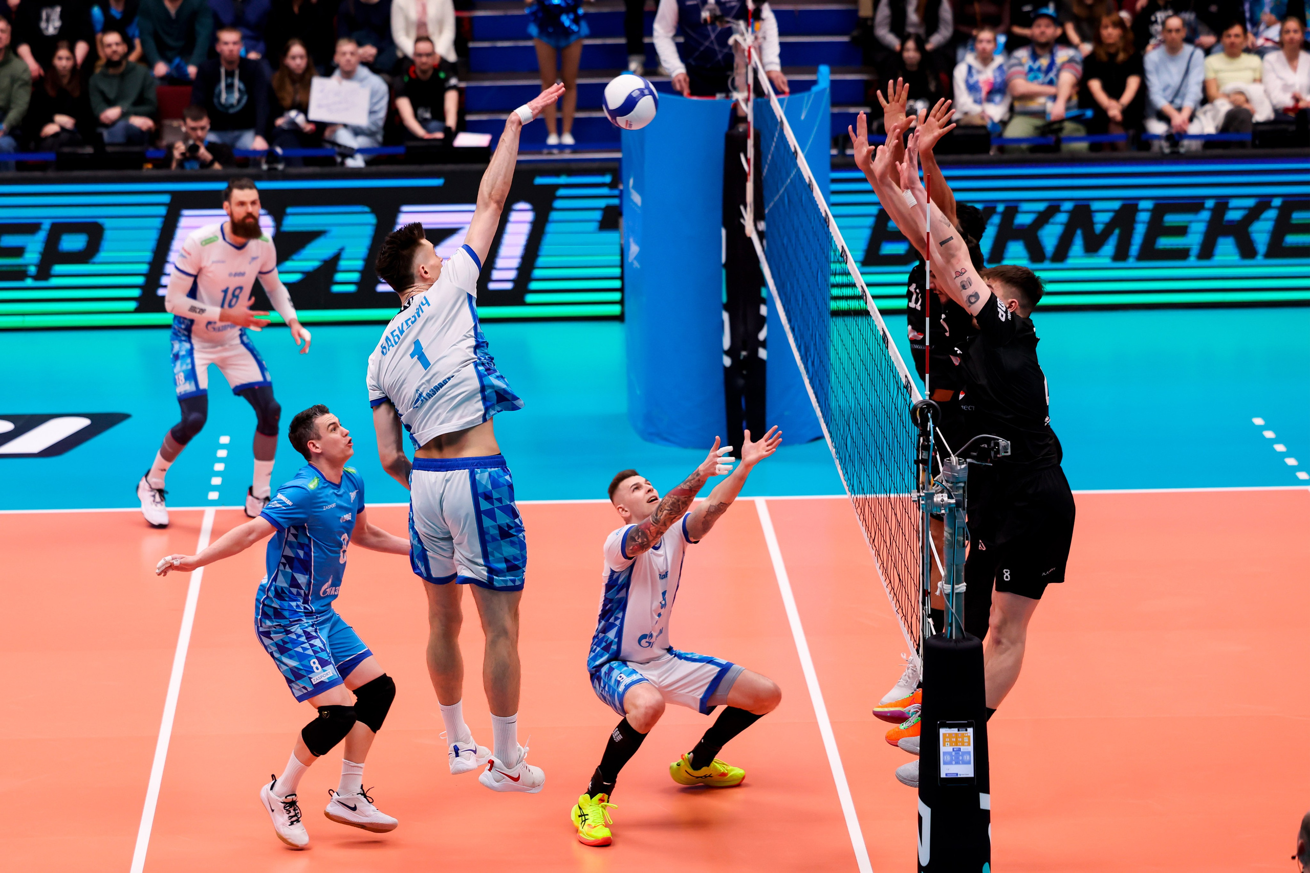 ВК Зенит — ВК Белогорье 08.04.2025. Спортивный и репортажный фотограф Антон Тереханов