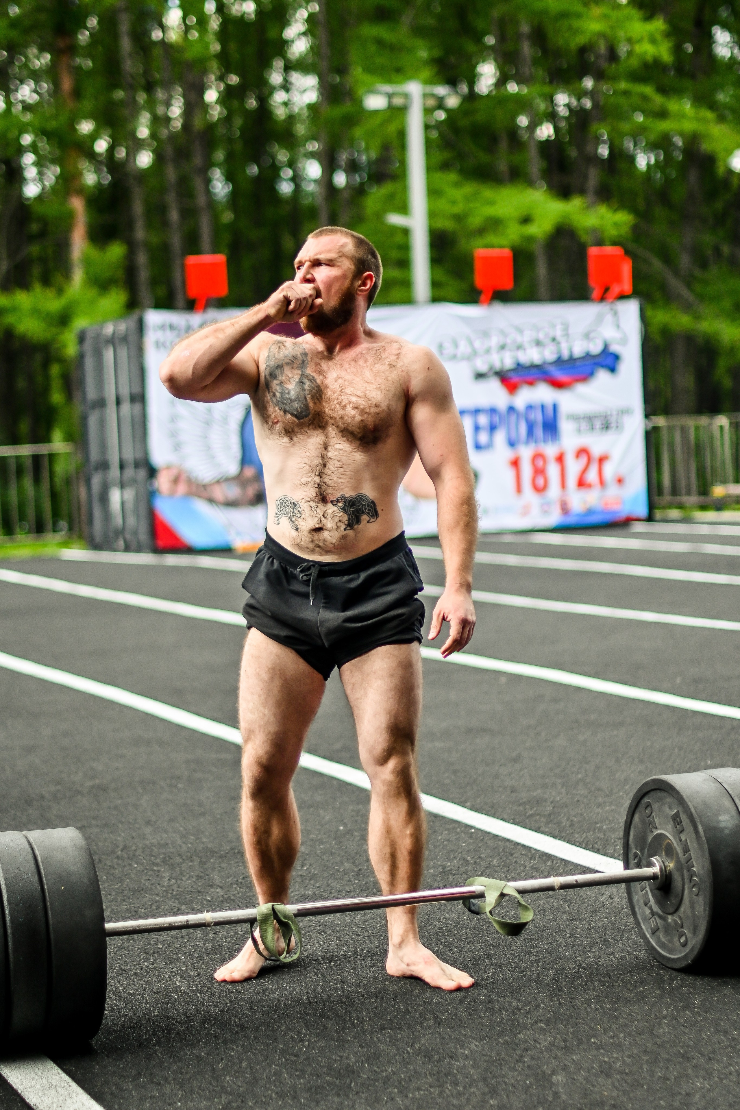 СТРОНГ. Фотограф для бизнесконтента, репортажей и семейного альбома в Москве