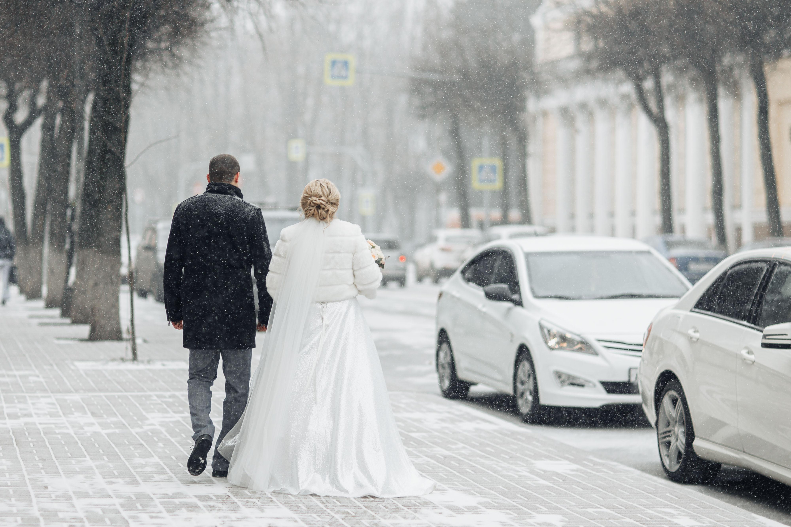 Свадьба в Смоленске зимой. Зимняя свадьба. Свадебный фотограф Вашкевич Денис