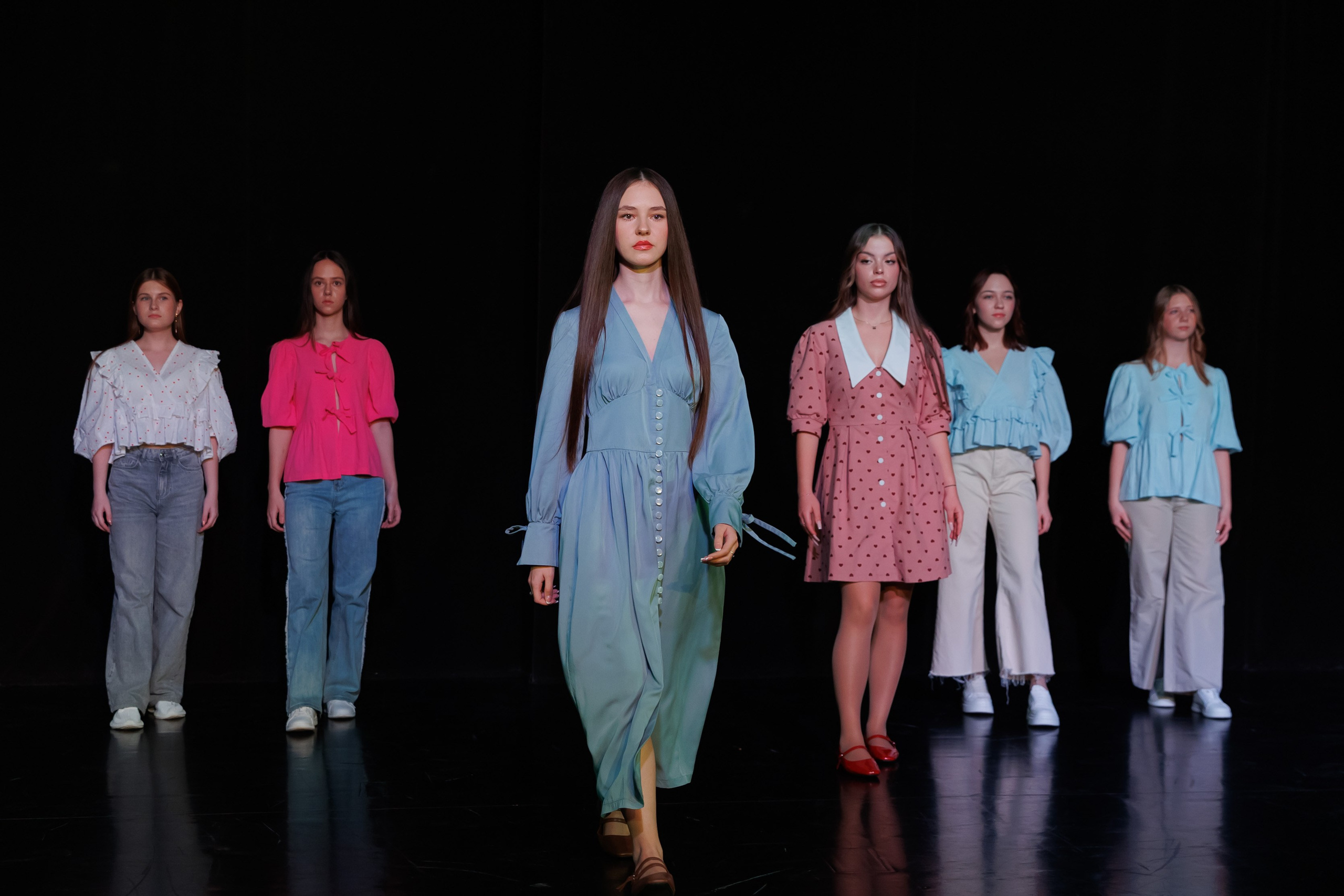 Показ коллекций Новосибирских дизайнеров для Fly Production. Фотограф Новосибирск — Наталья Гресь