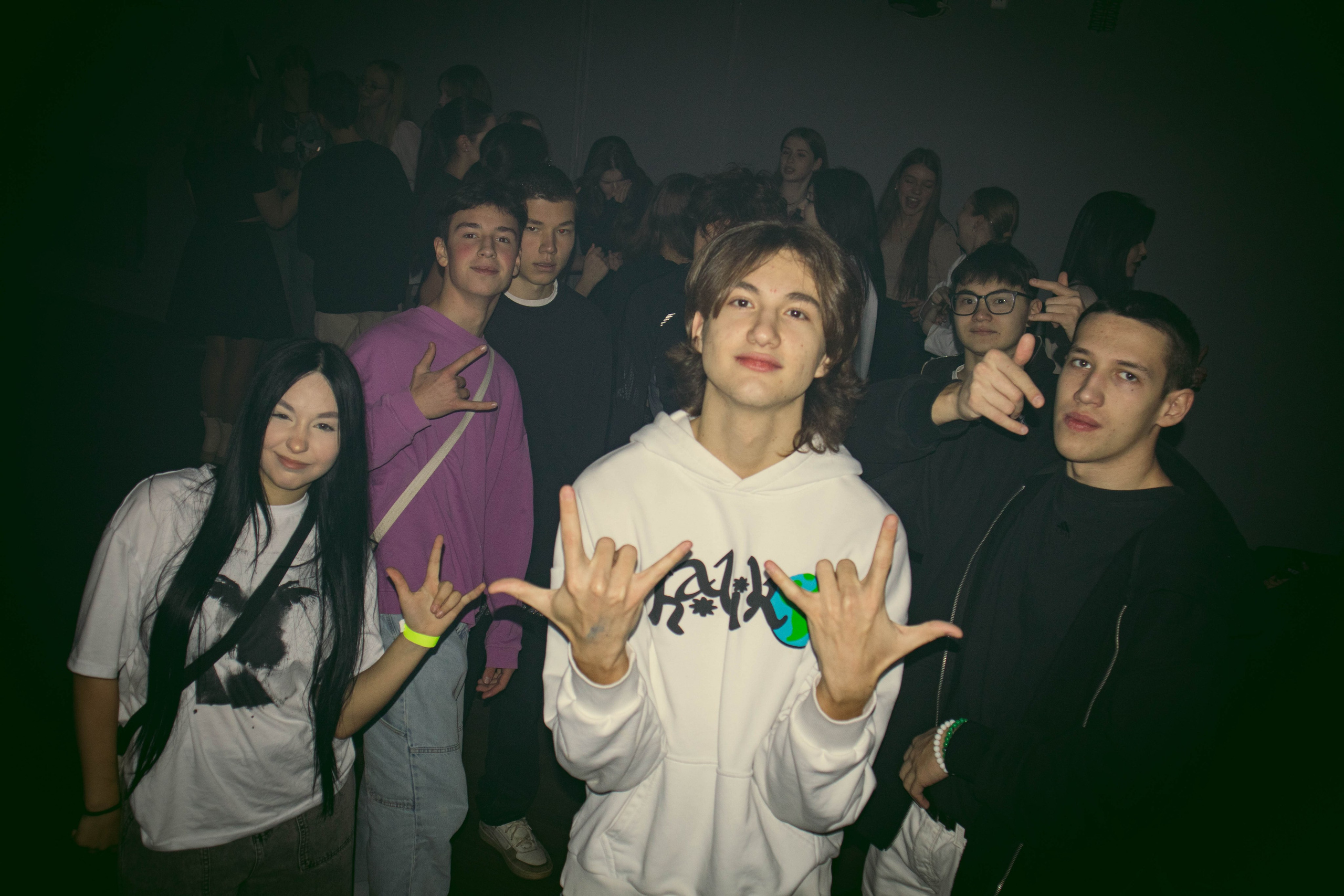 MOSHPIT. Фотограф и видеограф в Бугульме Аня Трутнева