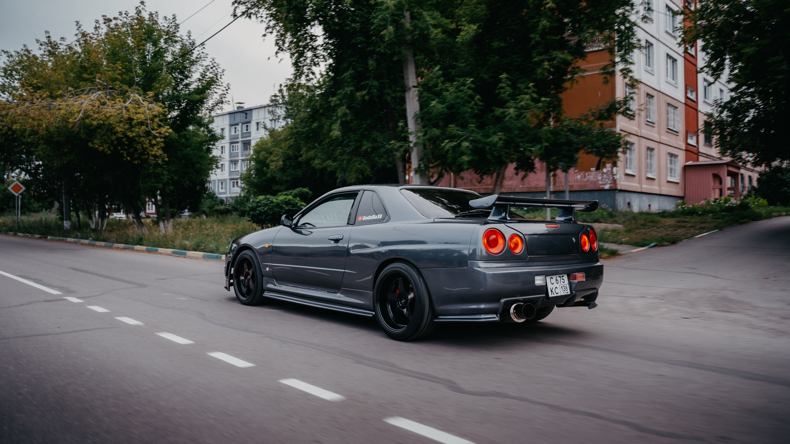 Nissan Skyline. Фотограф, видеограф и пилот дрона на Байкале