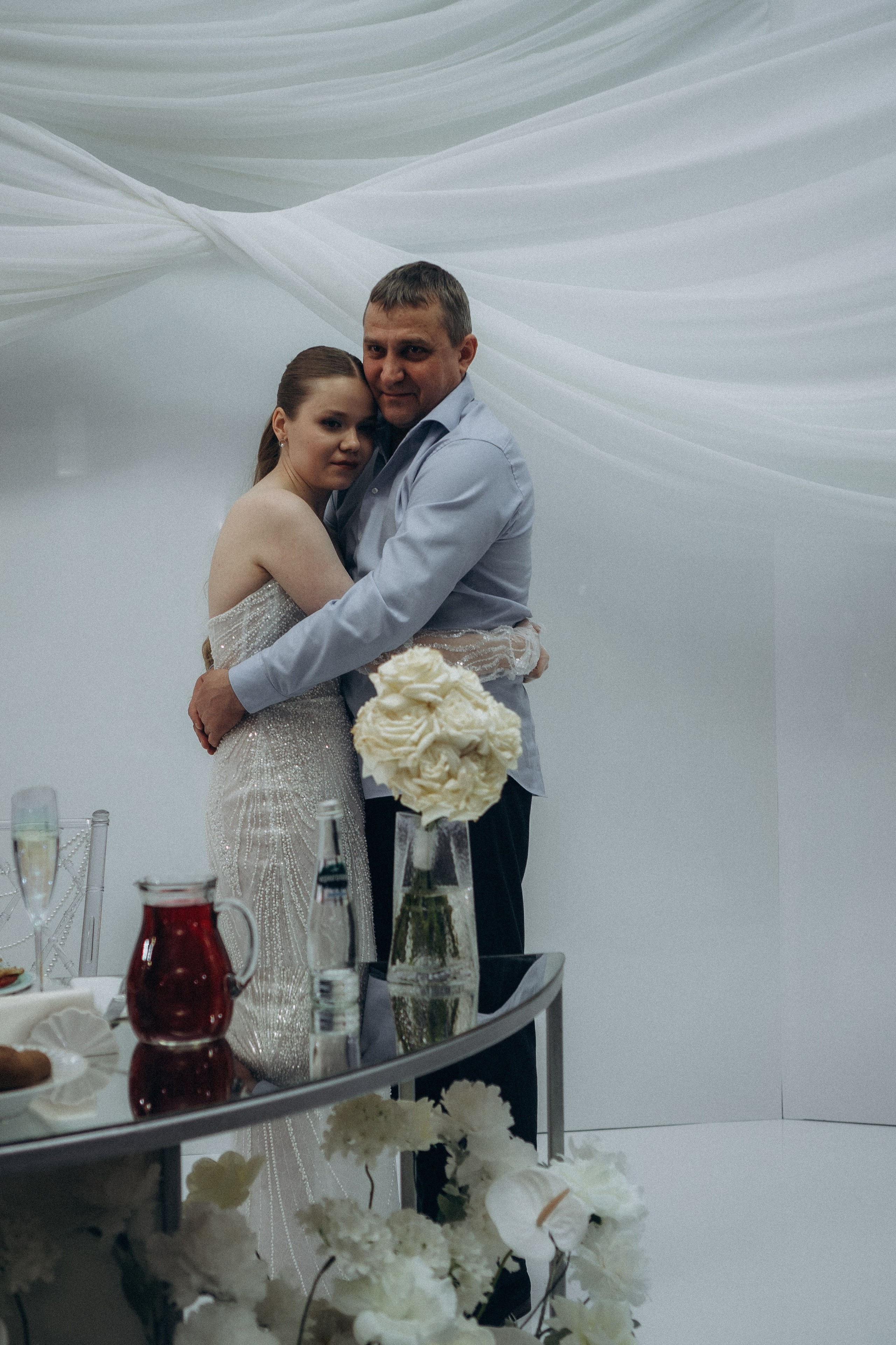 ТАНЕЦ С ПАПОЙ СВАДЕБНМ БАНКЕТЕ (СНЯТО В СИБИРЕ В НИЖНЕВАРТОВСКЕ). Профессиональный фотограф, Санкт-Петербург — Виктория Богомолова