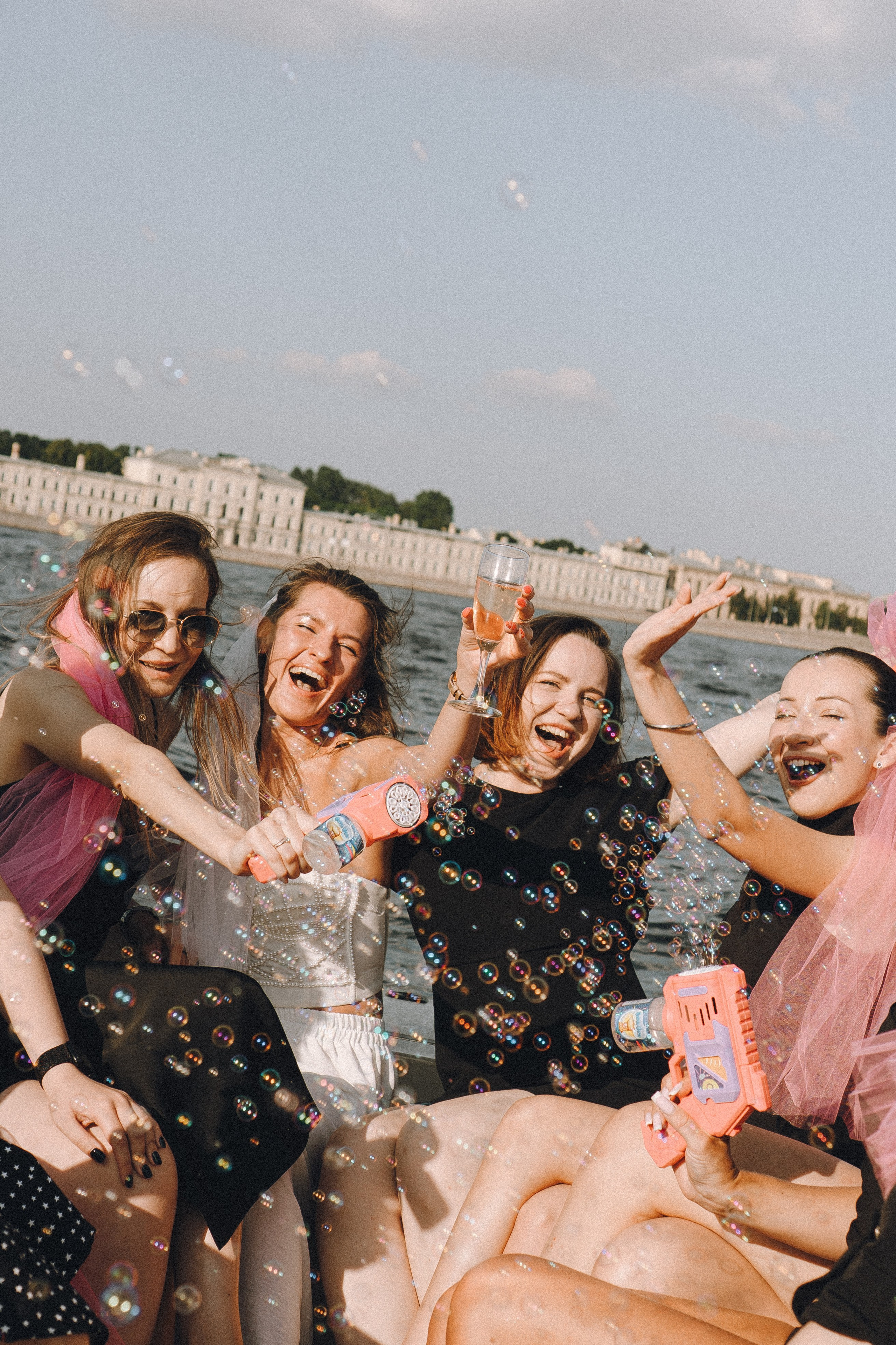 ДЕВИЧНИК НА КАТЕРЕ. Профессиональный фотограф, Санкт-Петербург — Виктория Богомолова