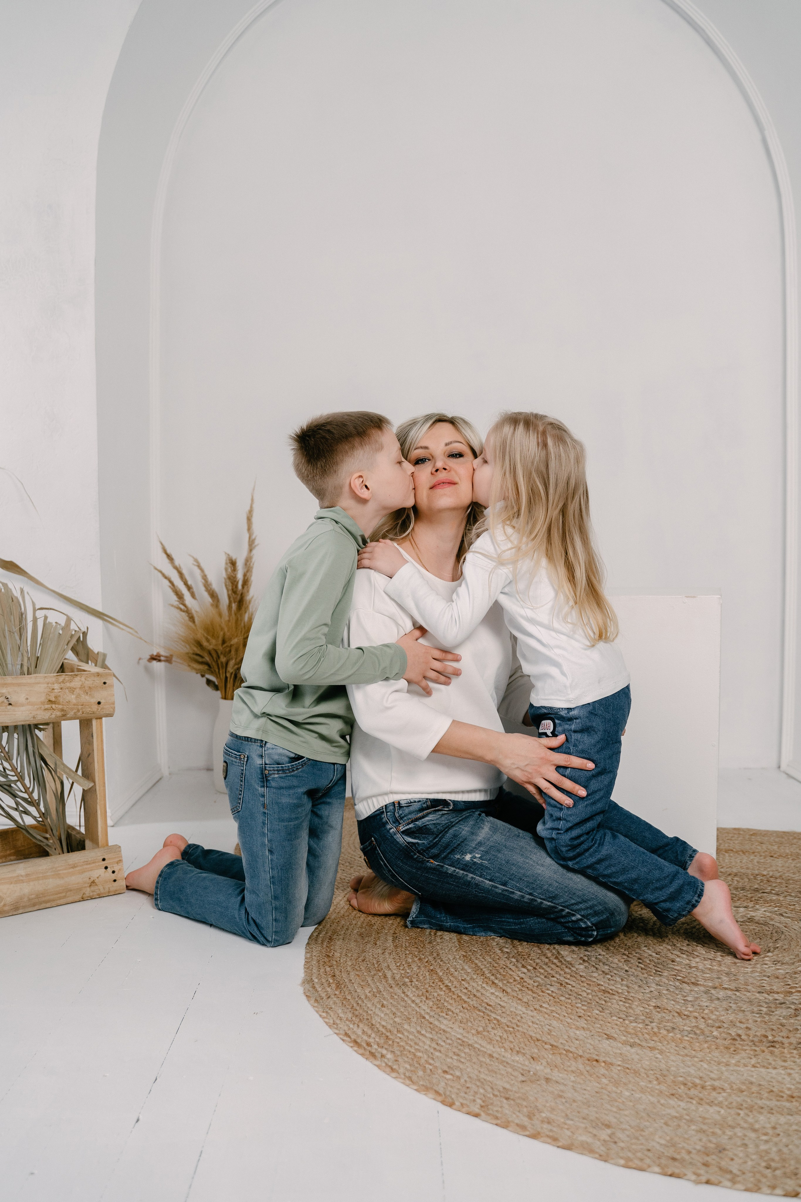 Оксана и дети. Свадебный фотограф Юлия Копылова