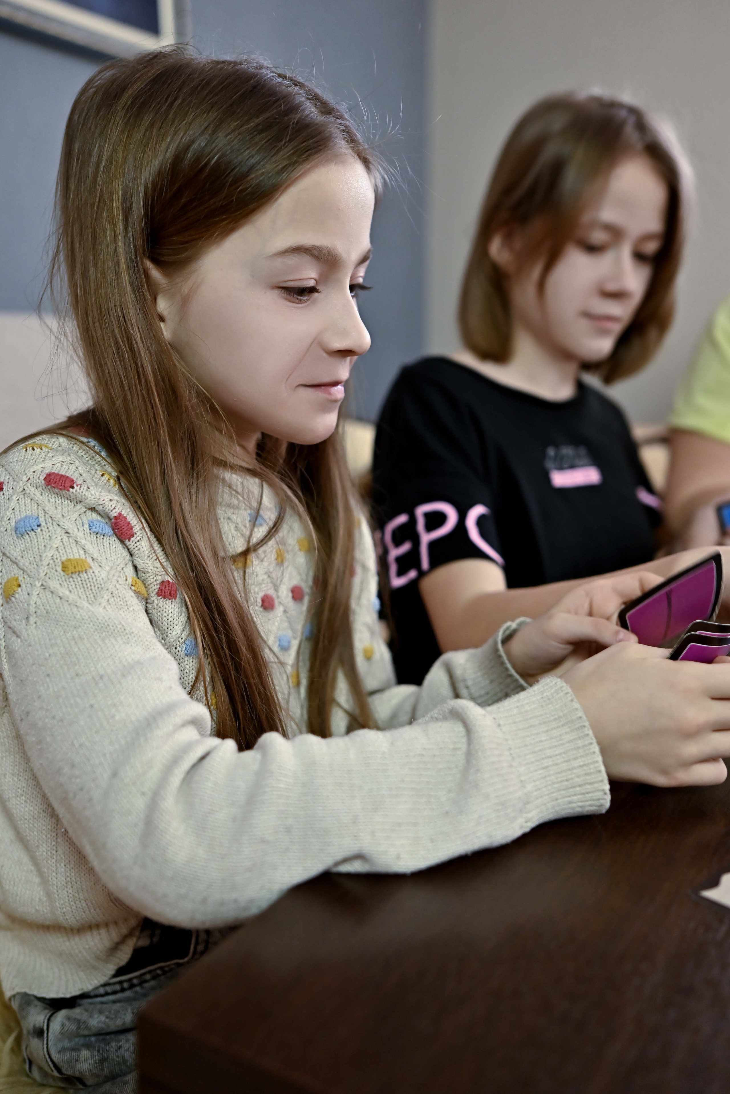 Милые девочки Тоня и Соня за игрой. Семейный, Детский, Контент фотограф в Самаре Renatto (Ренат Алимбиков)