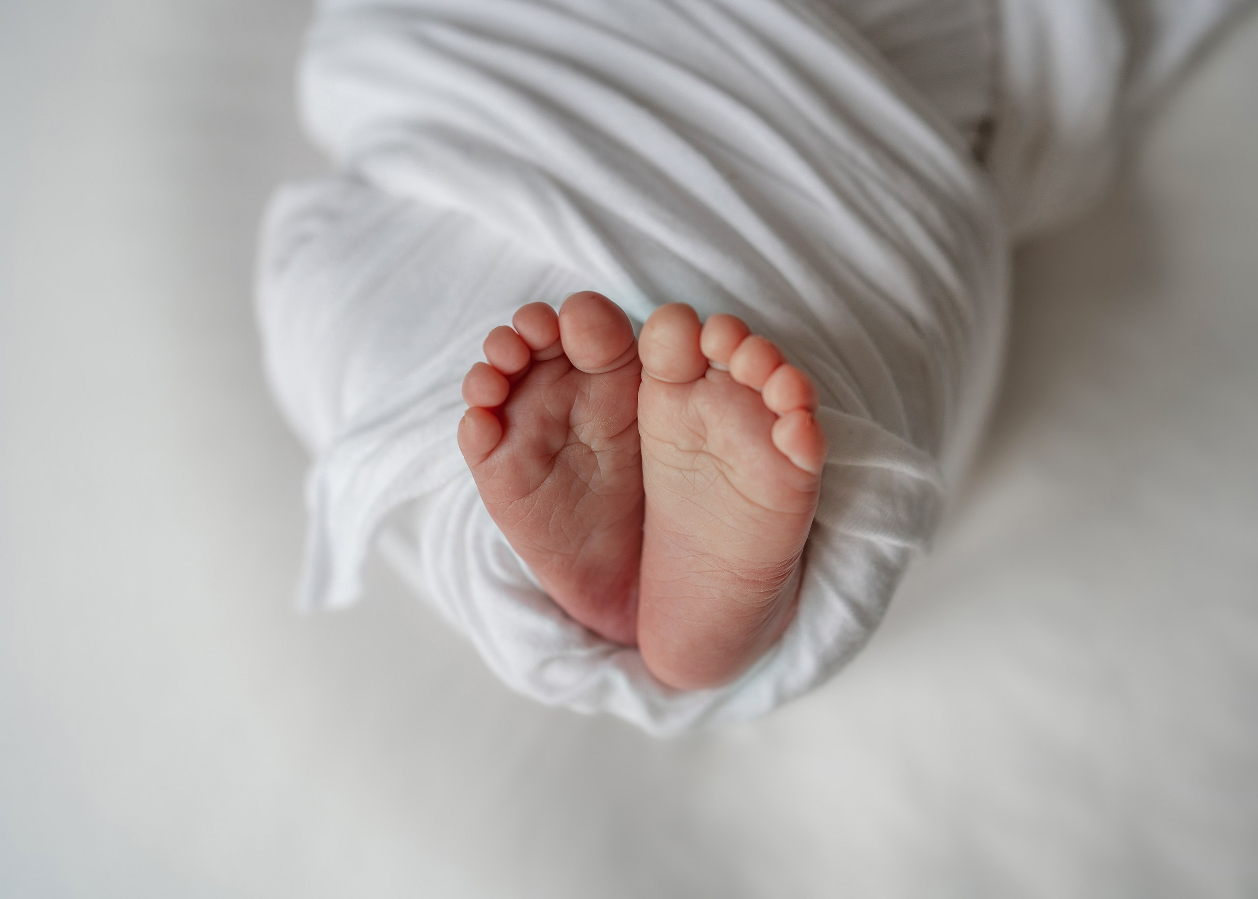 «Экспресс» + семейные кадры + доп. ретушь (13 дней). Фотограф новорожденных в Ялте