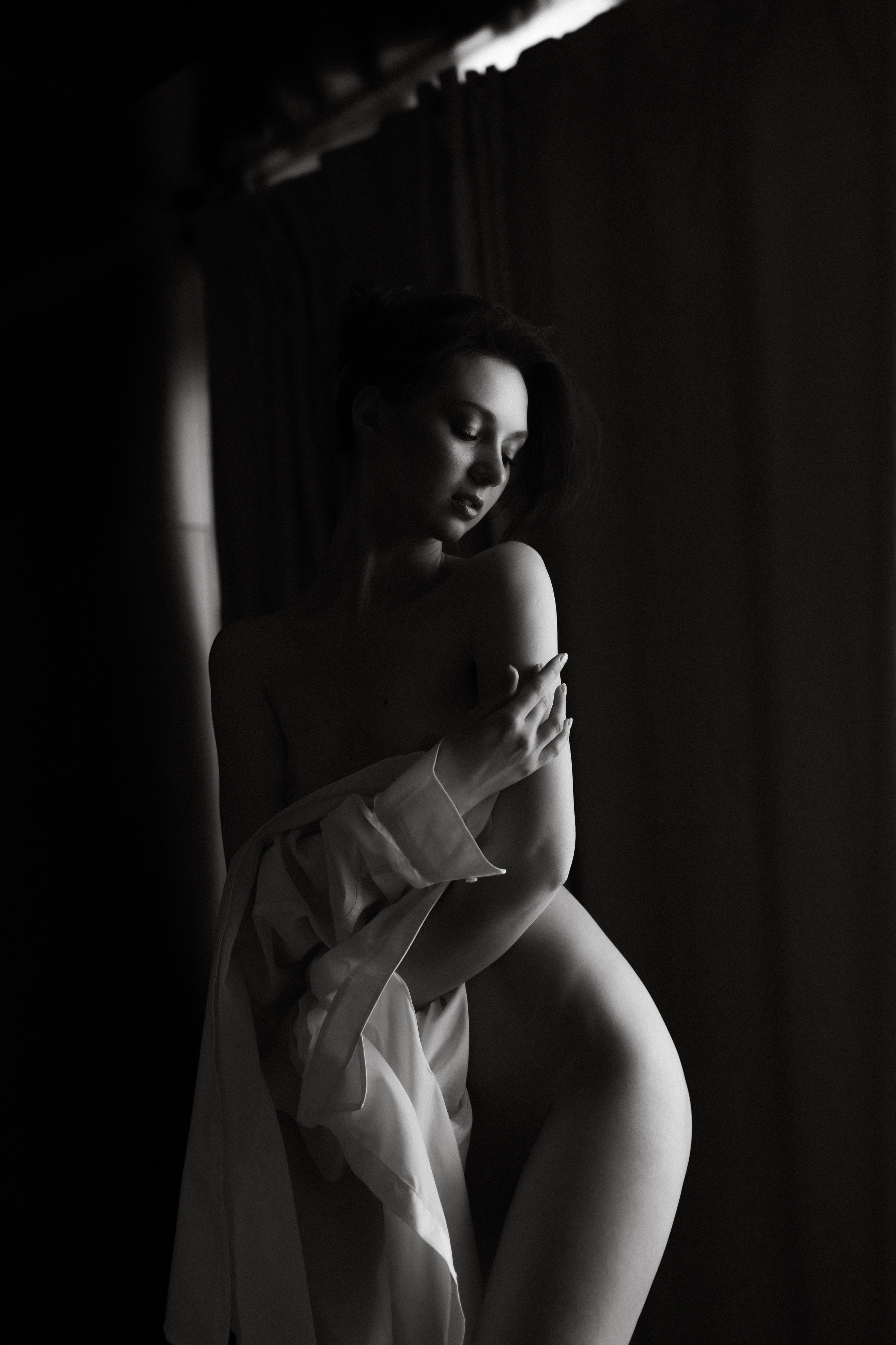 Мария в тёмном ключе. Портретный фотограф в Минске Анна Волейко