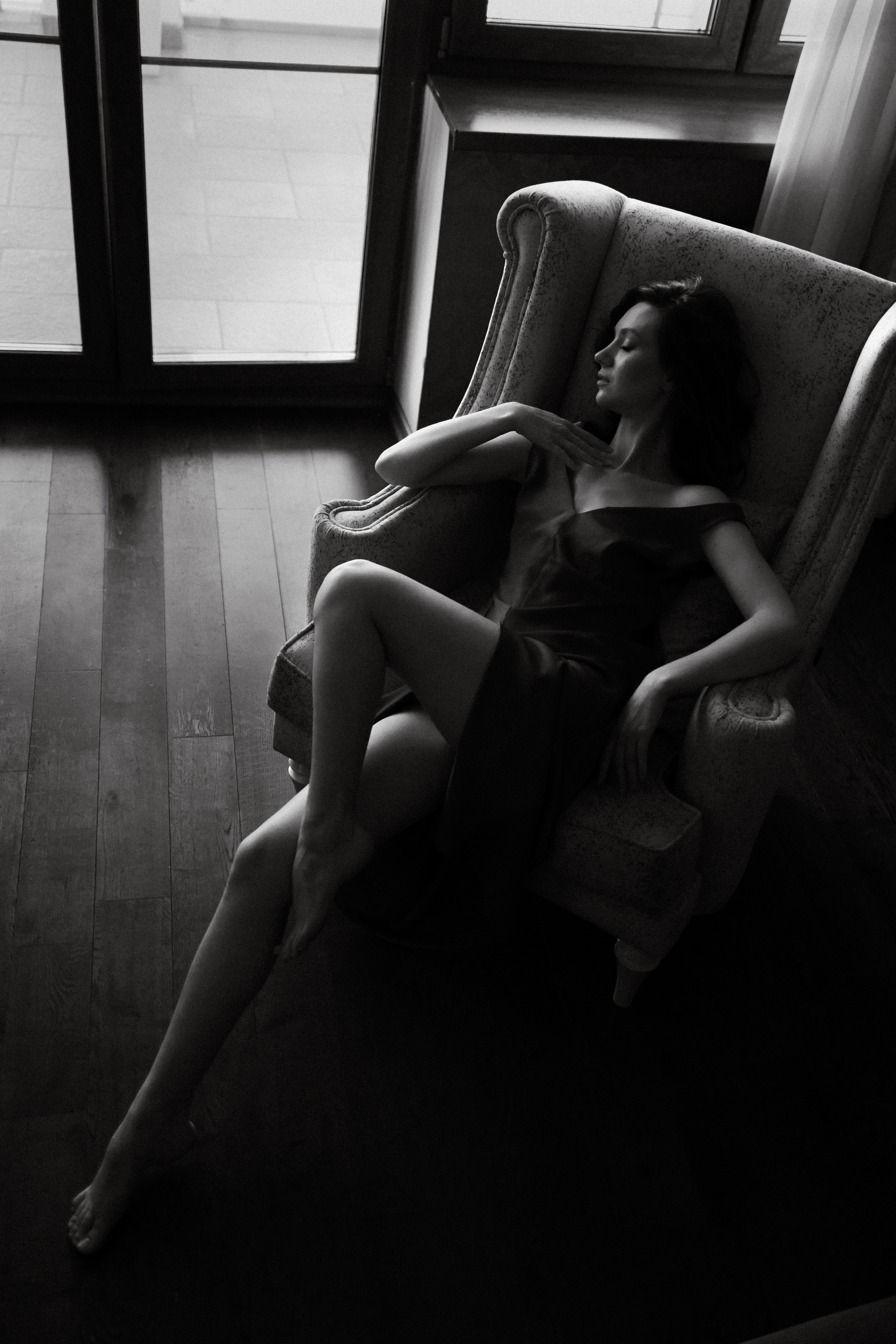 Мария в тёмном ключе. Портретный фотограф в Минске Анна Волейко