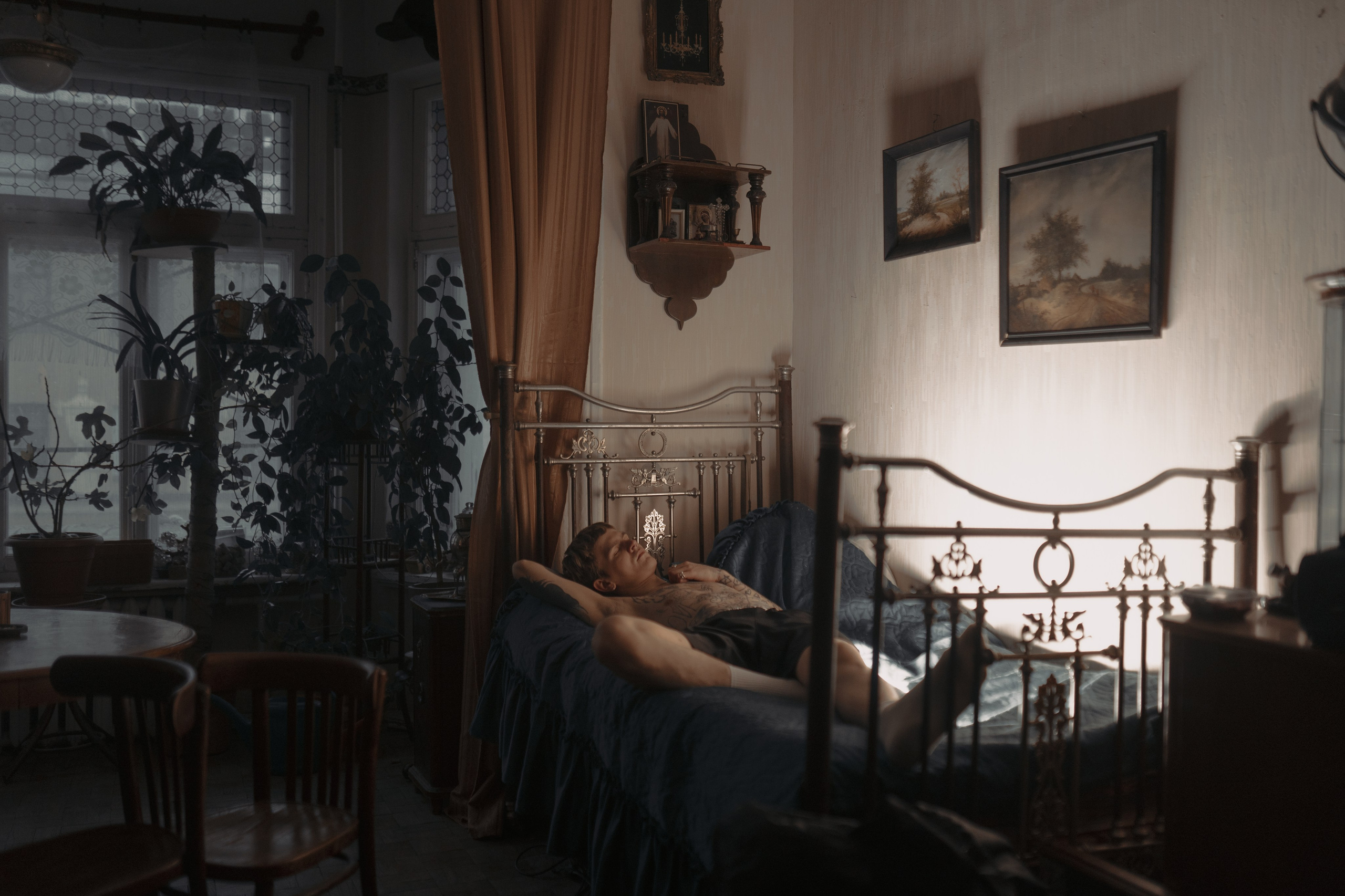 Loweliness. Backstage. @tomrus: Рустам Шагиморданов — фотограф