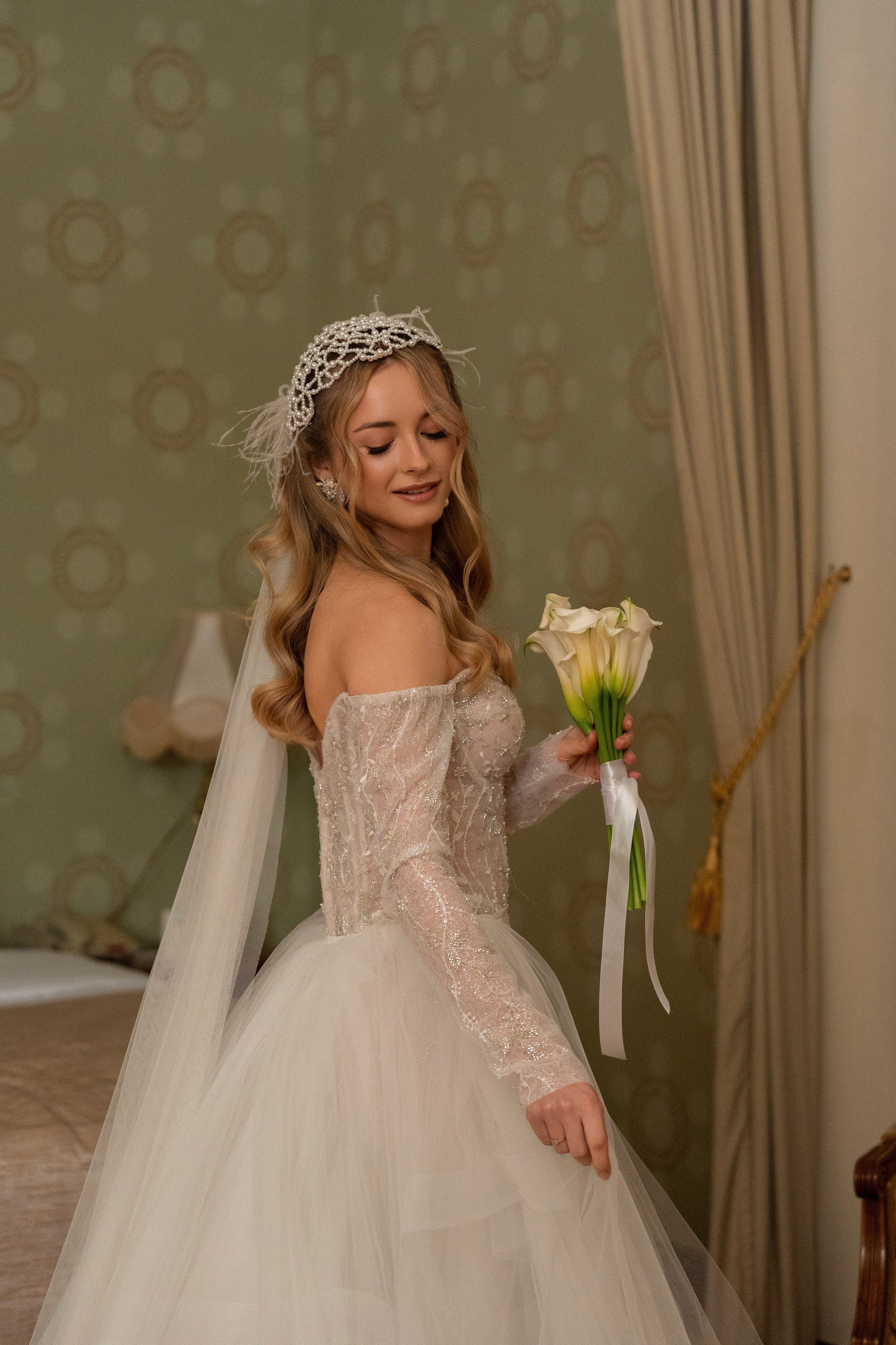 Свадебная фотосессия в отеле Метрополь. Свадебный фотограф в Москве Анна Полушина