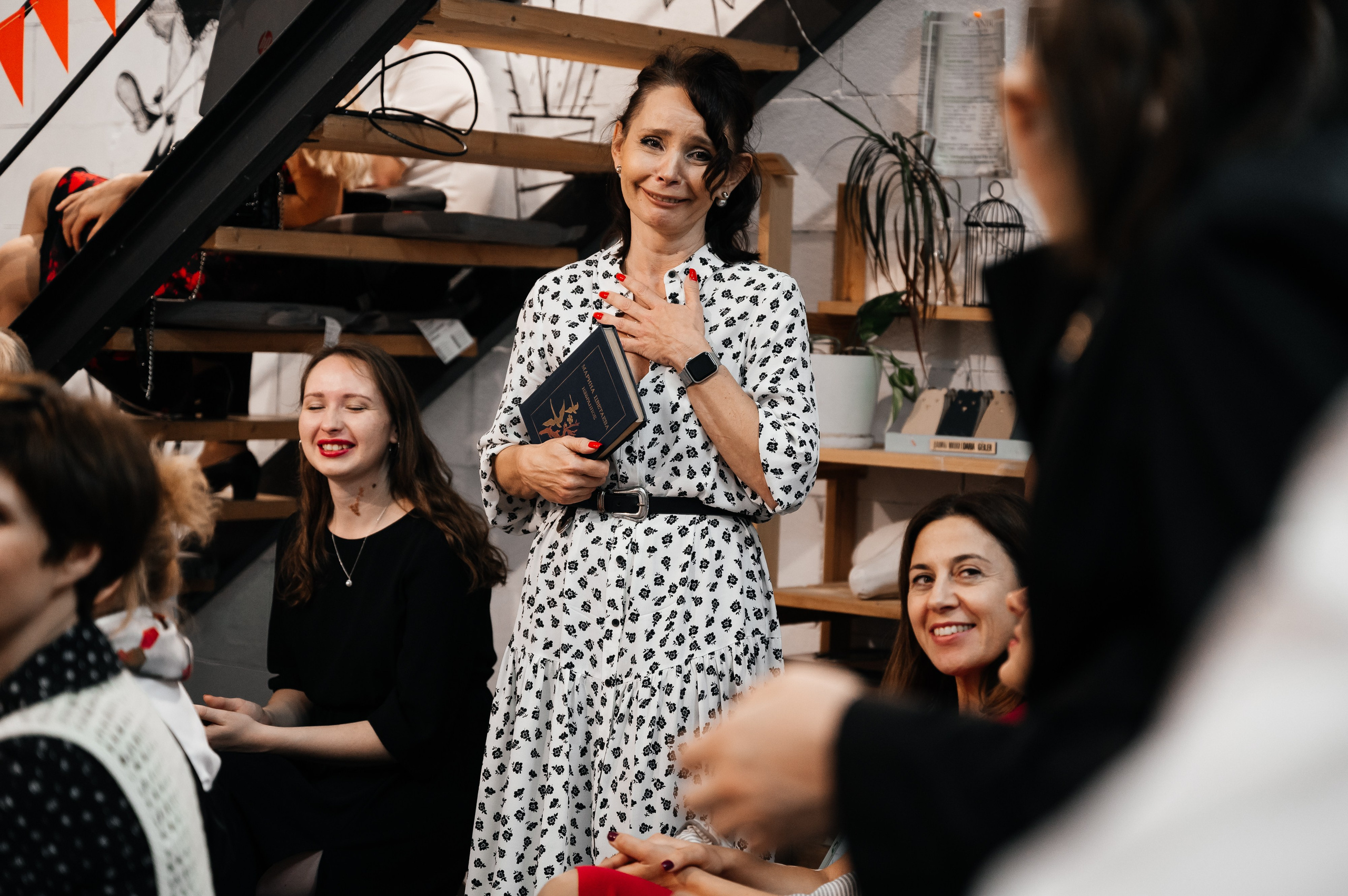 Вечер поэзии Цветаевой, клуб Читалка. Wedding and family photographer USA