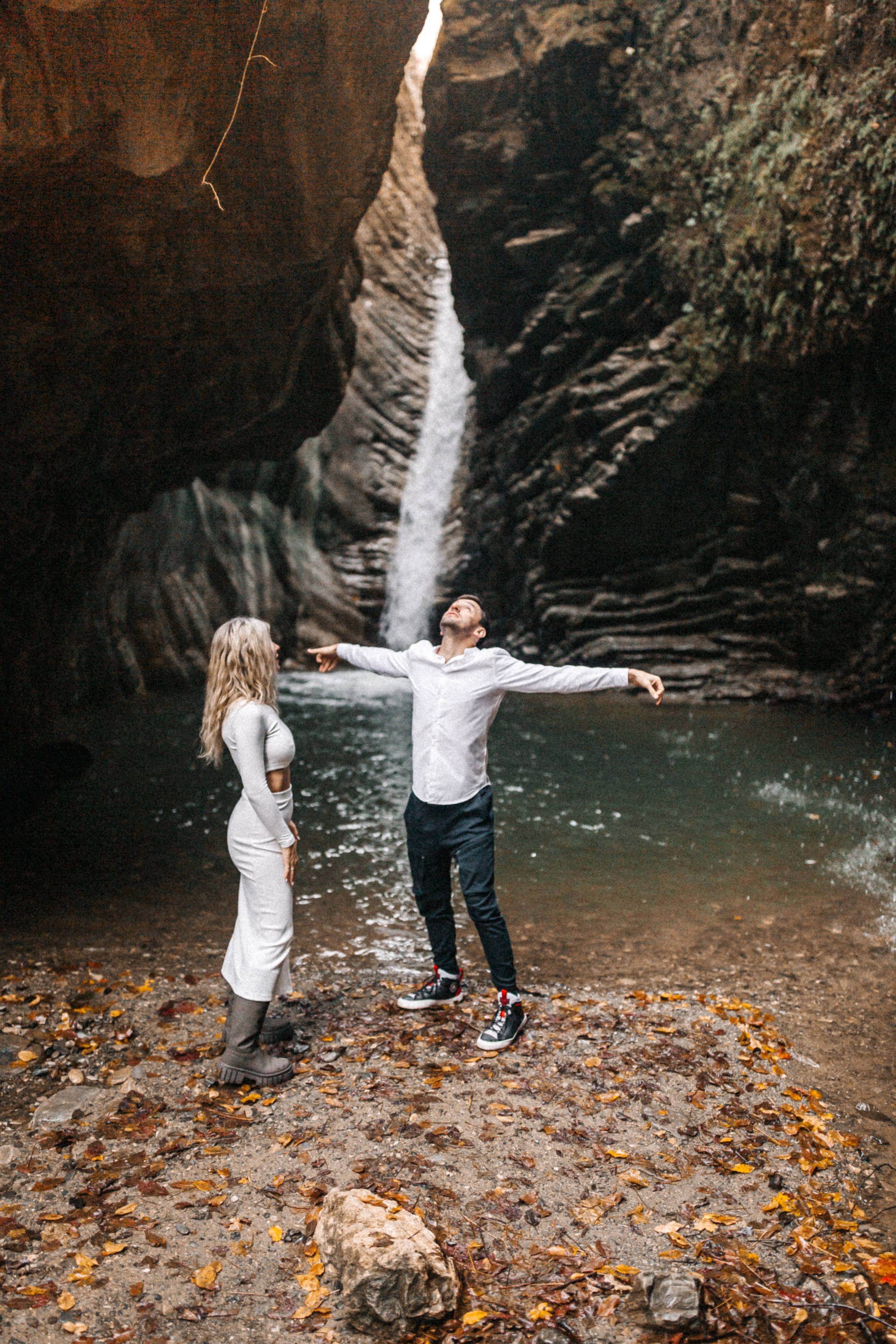 Love Story Оли и Андрея в горах. Контент фотограф для экспертов в соцсетях Алена Собора Москва