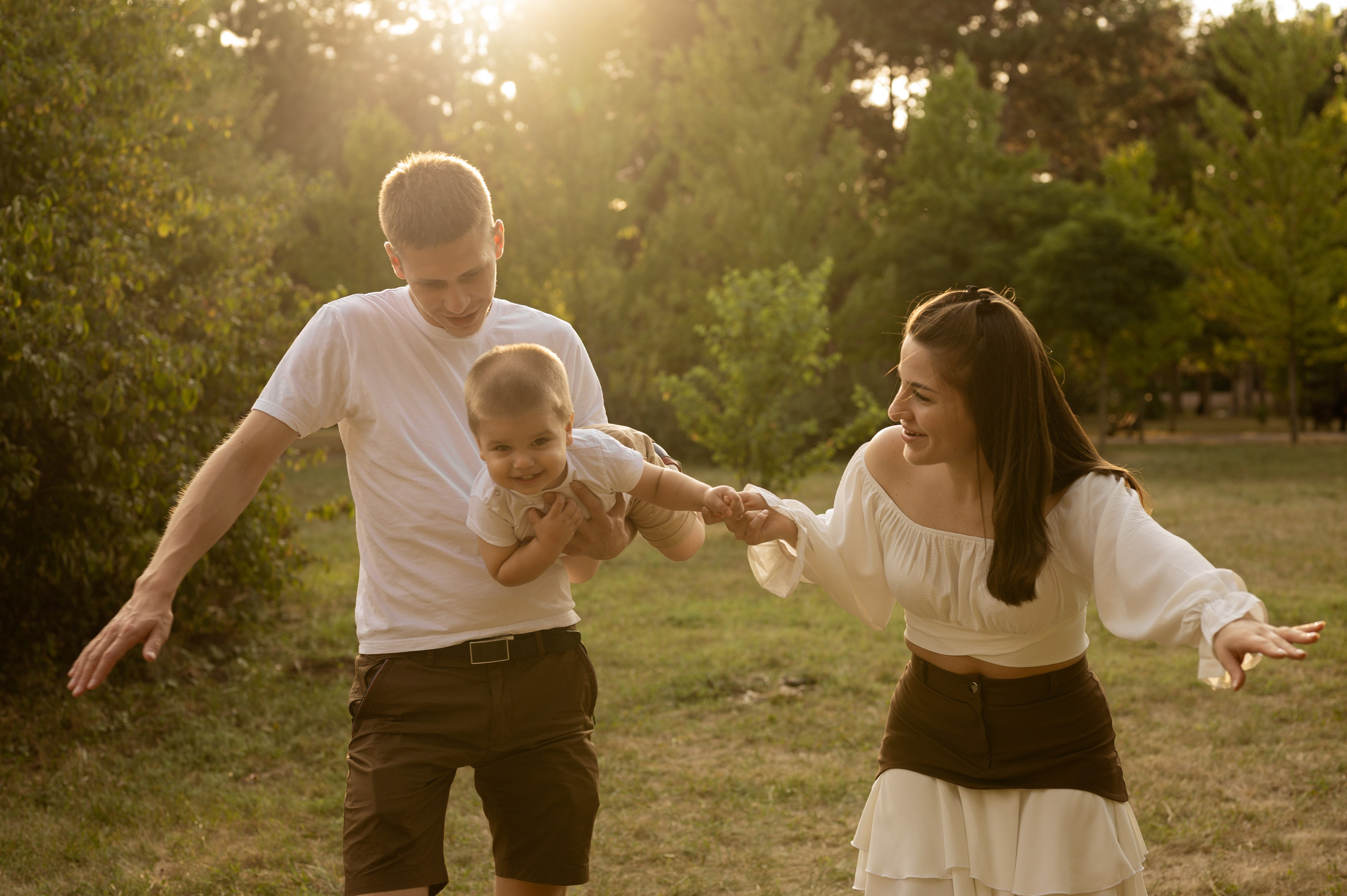 Летняя семейная фотосессия в парке. Свадебный и семейный фотограф в Краснодаре Алина Мельник