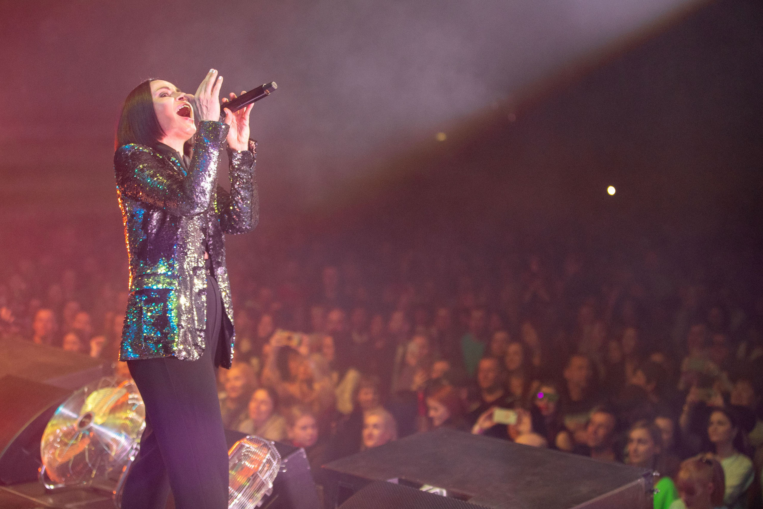 Дискотека 90-х. Репортажный фотограф во Владивостоке