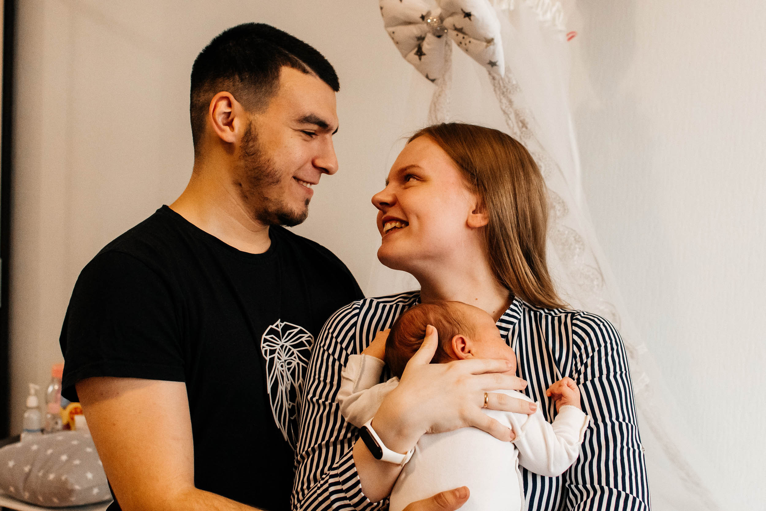 Семейная домашняя фотосессия. Ольга Злобина фотограф Пойковский, ХМАО