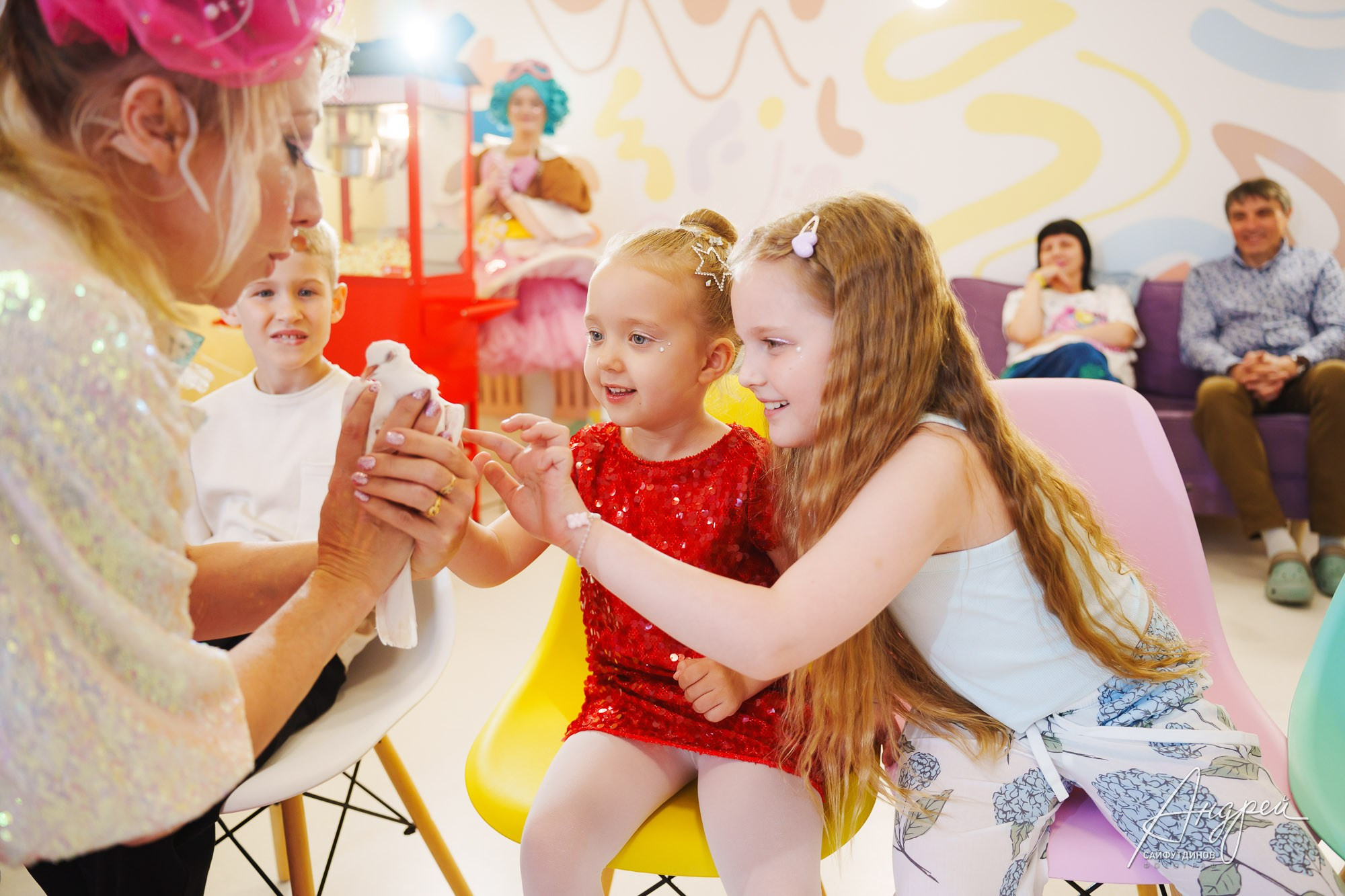 Профессиональная фотосъёмка на День рождения в Ростове — студийная и репортажная. Свадебный и семейный фотограф в Ростове-на-Дону. Андрей Сайфутдинов