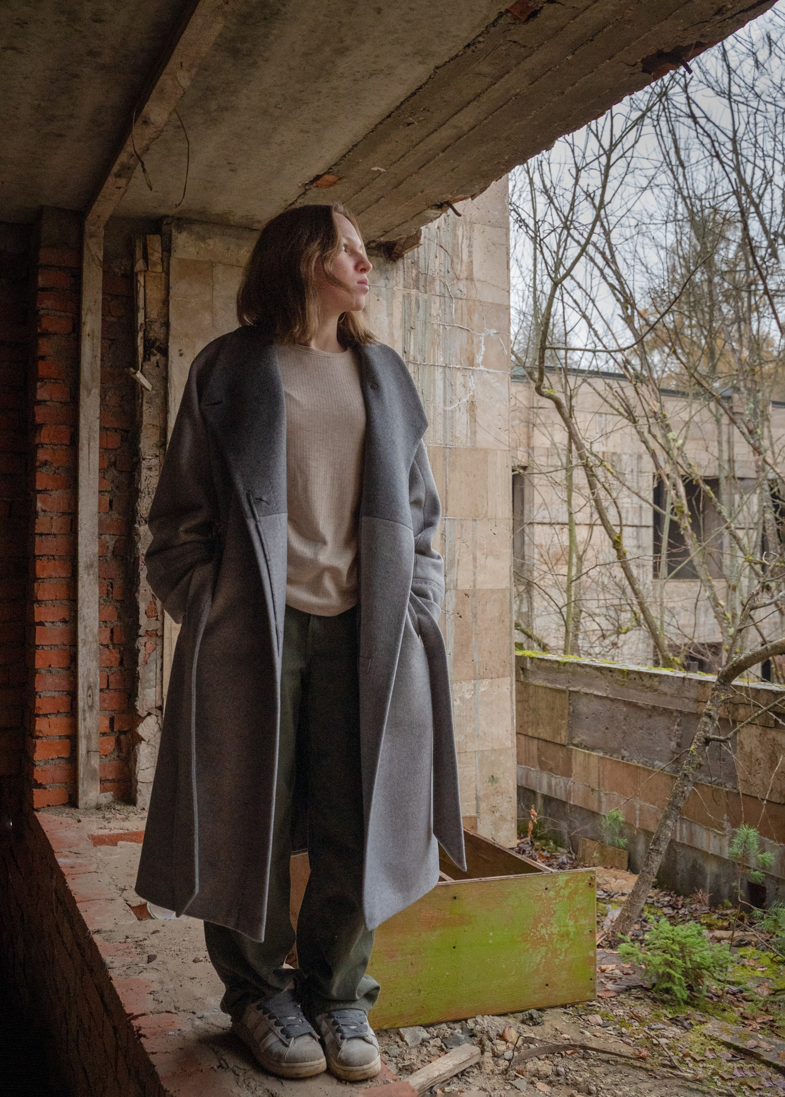 Осенняя фотосессия в заброшенной территории. Портретный фотограф в Москве Казьмина Олеся