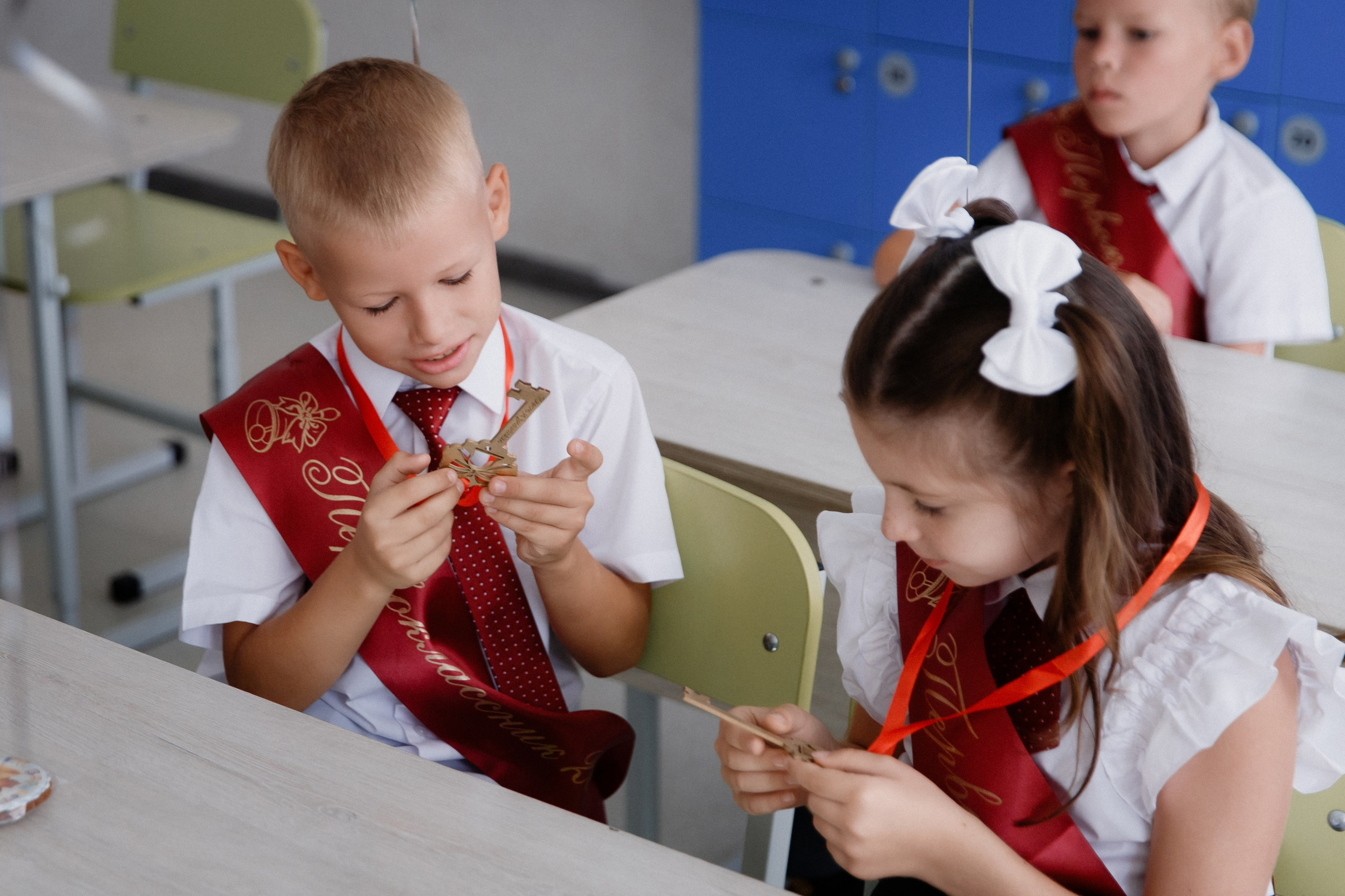 1 класс 11 школа. Выпускные альбомы Натальи Бутко: Новороссийск, Анапа, Геленджик