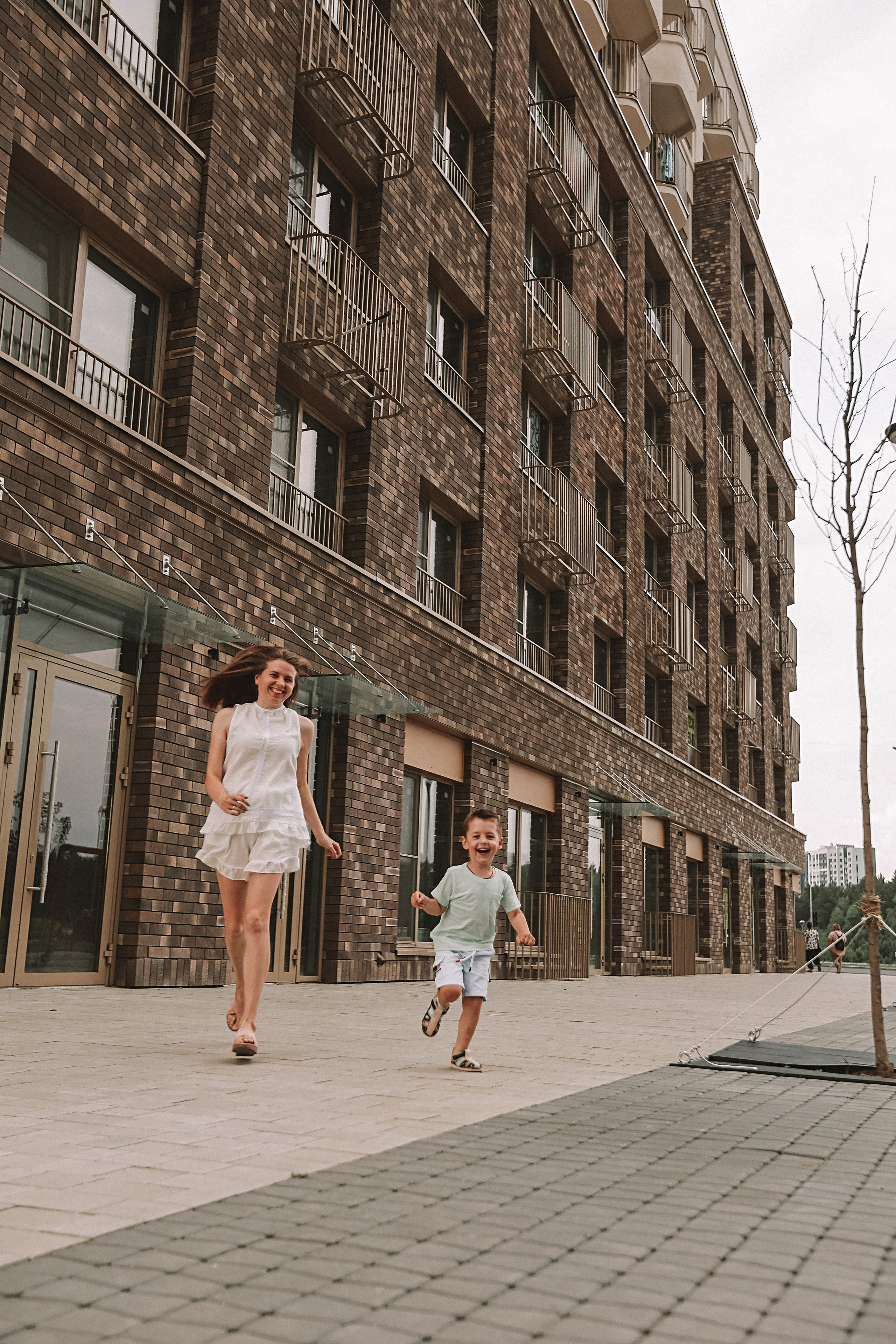 Дворы. Семейный фотограф Тюмень, фотограф на роды Салмина Мария