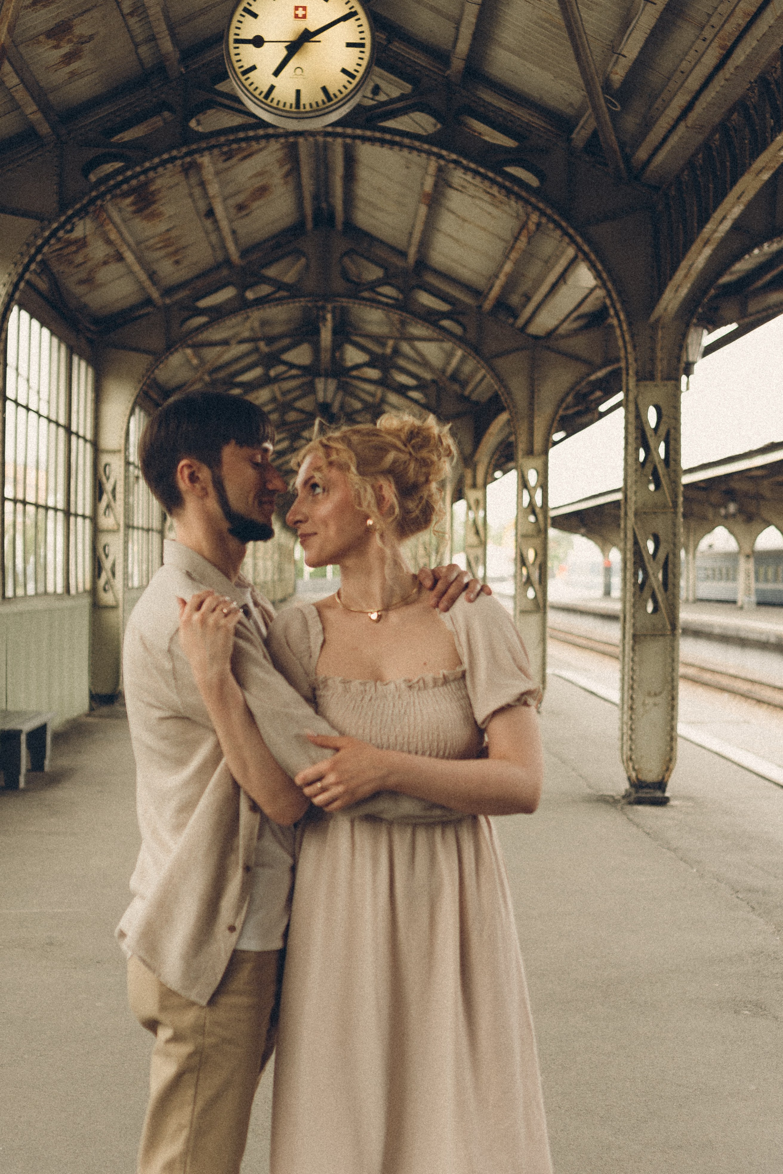 ПРОГУЛКА НА ВИТЕБСКОМ ВОКЗАЛЕ. Профессиональный фотограф, Санкт-Петербург — Виктория Богомолова