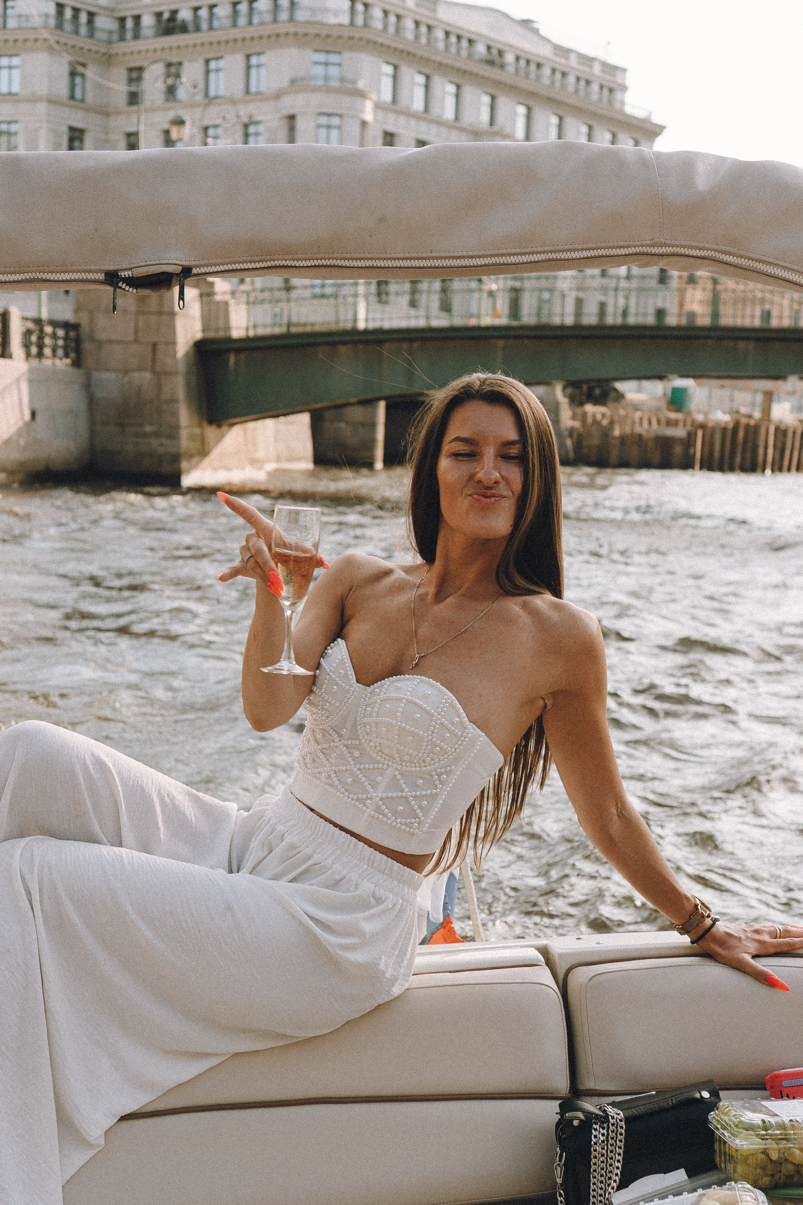 ДЕВИЧНИК НА КАТЕРЕ. Профессиональный фотограф, Санкт-Петербург — Виктория Богомолова