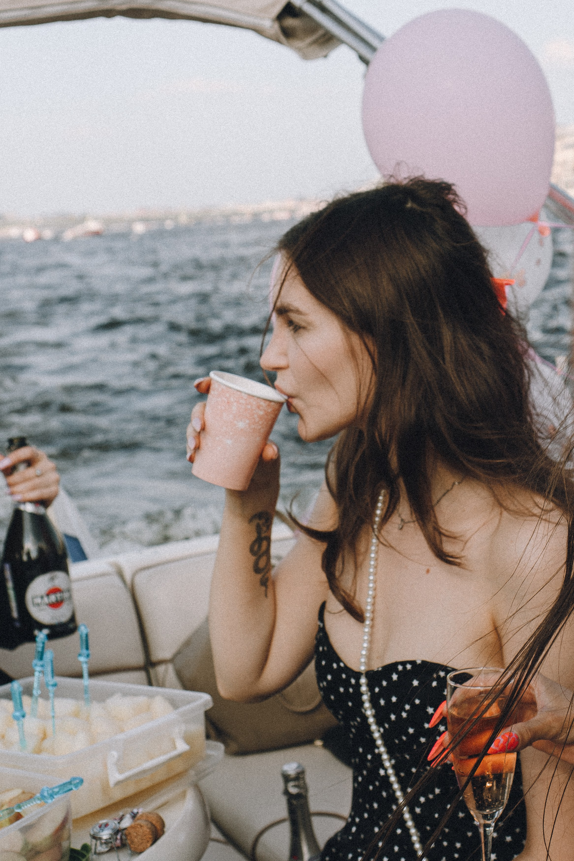 ДЕВИЧНИК НА КАТЕРЕ. Профессиональный фотограф, Санкт-Петербург — Виктория Богомолова