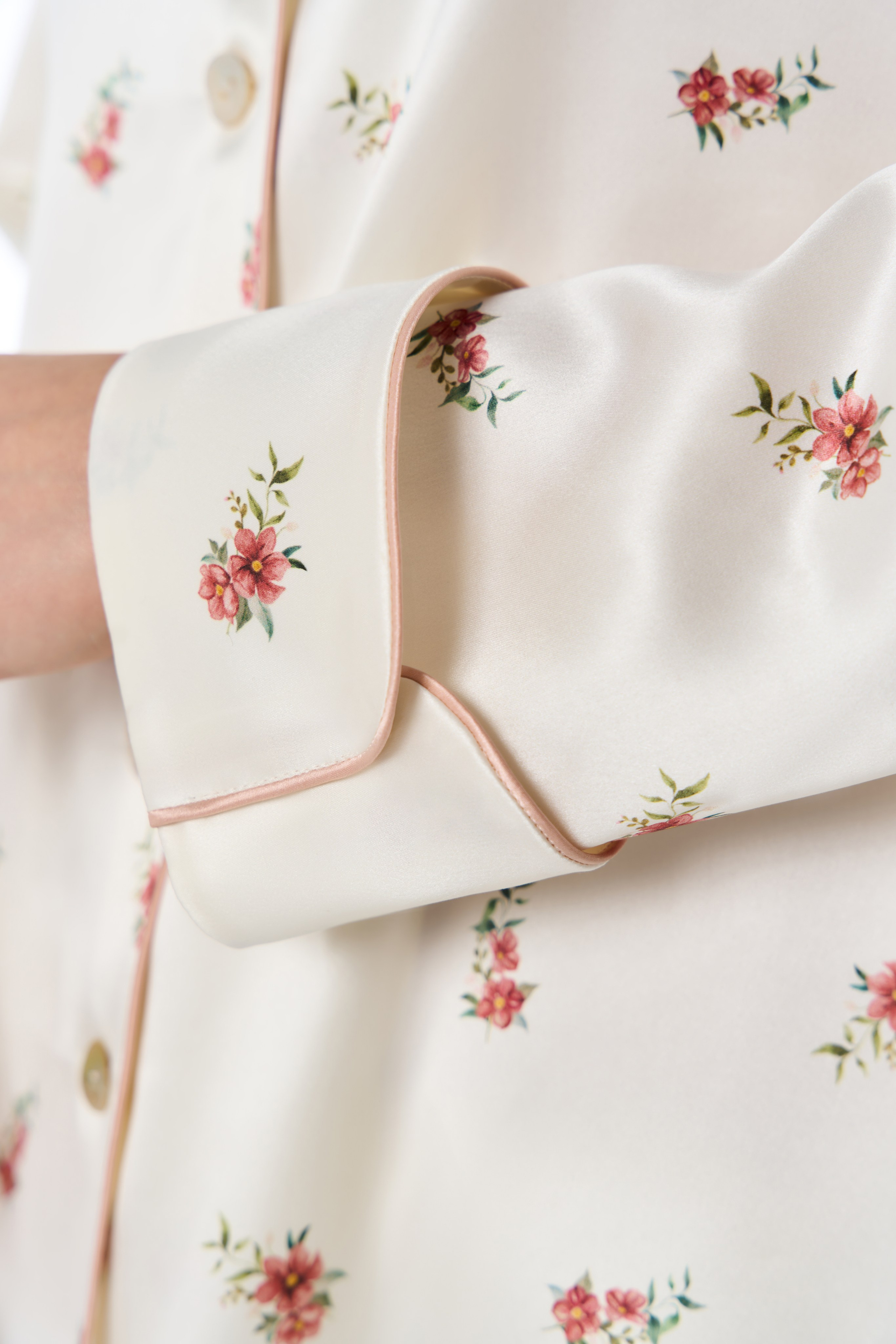 Ayris silk catalog. Юлия Пестрикова