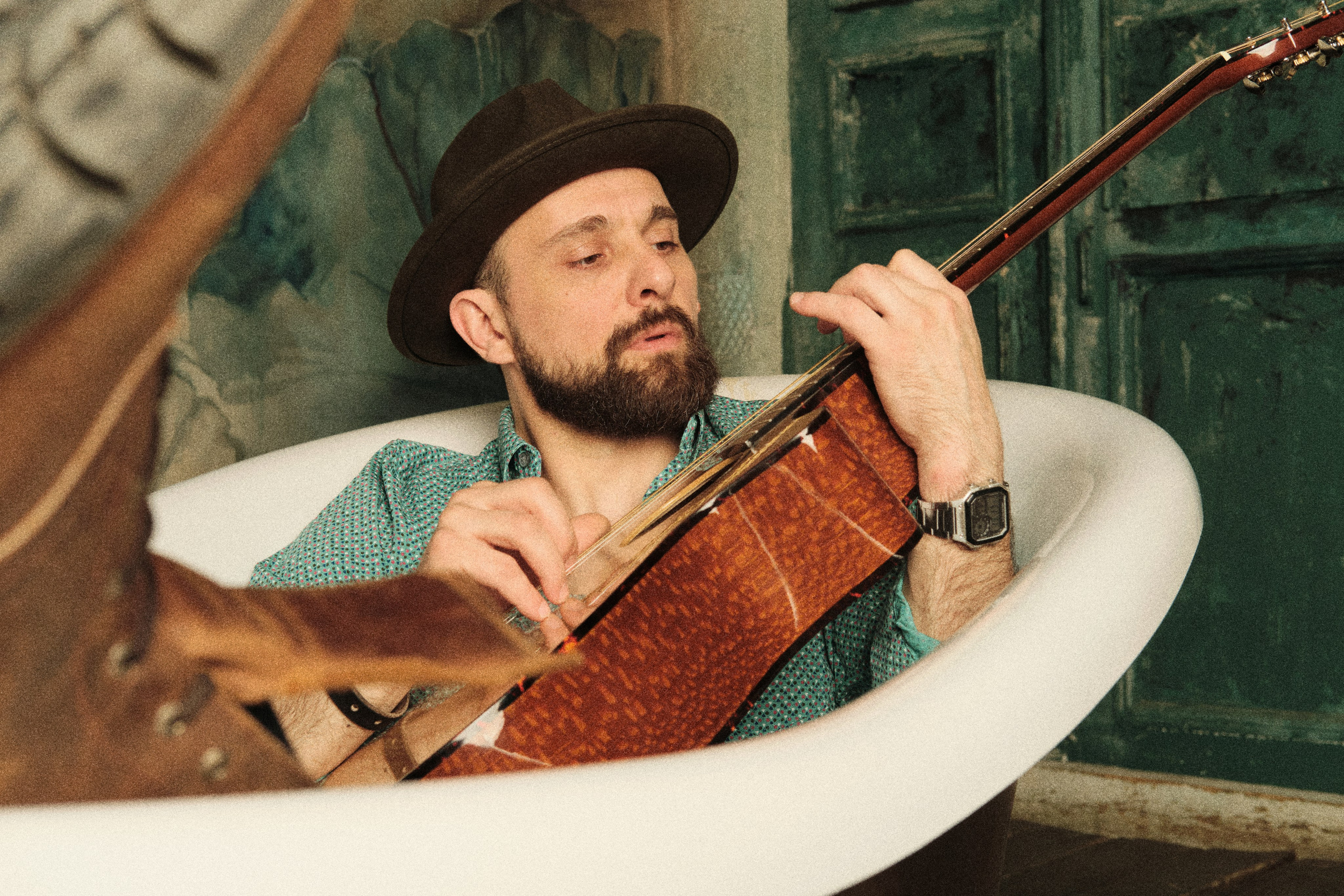 Рутина гитариста. Фотопродакшн, видеопродакшн, снять рекламу. Москва