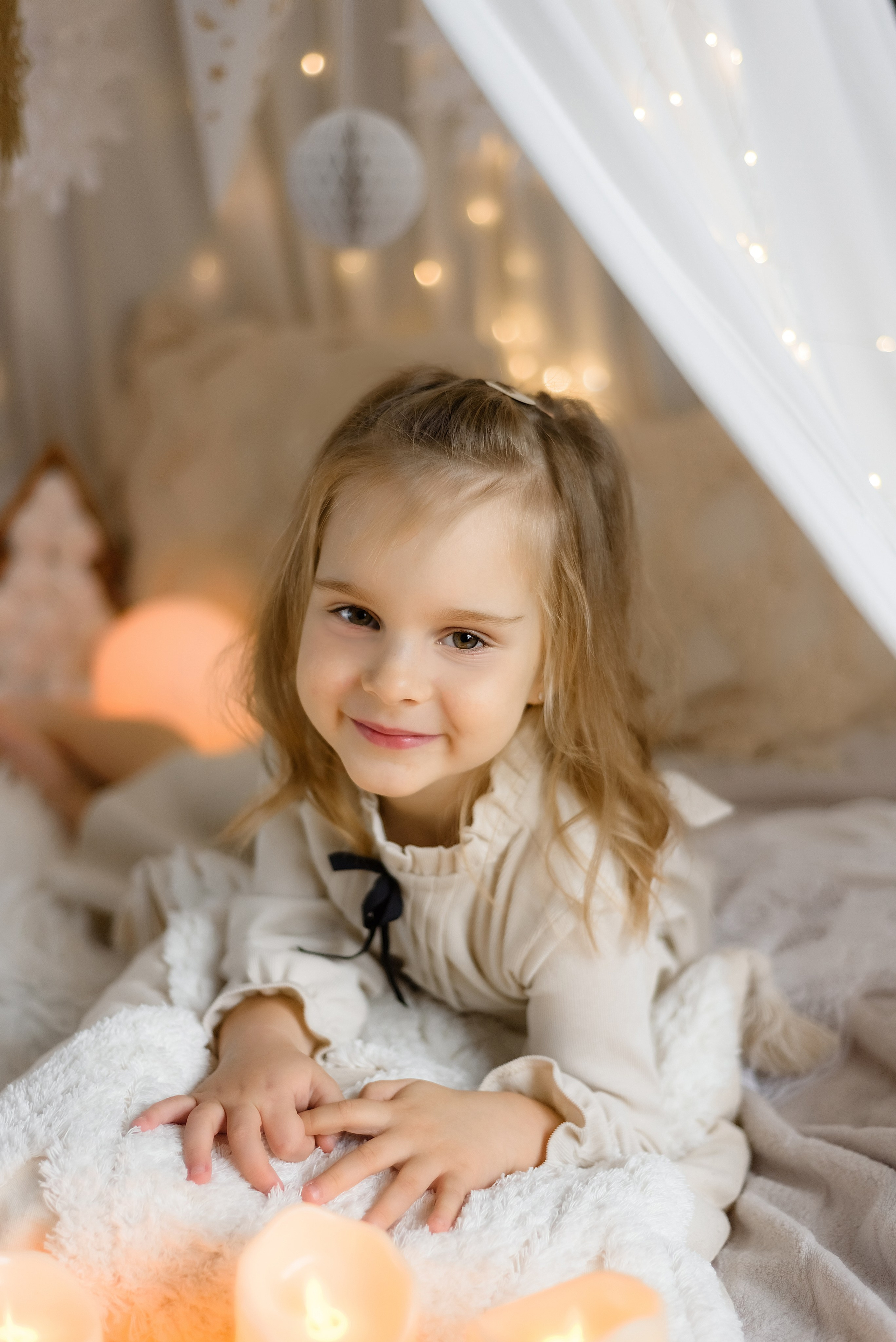 Новогодняя фотосессия «Сказочный шатер» Милана и Дарина. Детский Фотограф |Фотограф на годик в Брянске Ирина Романова