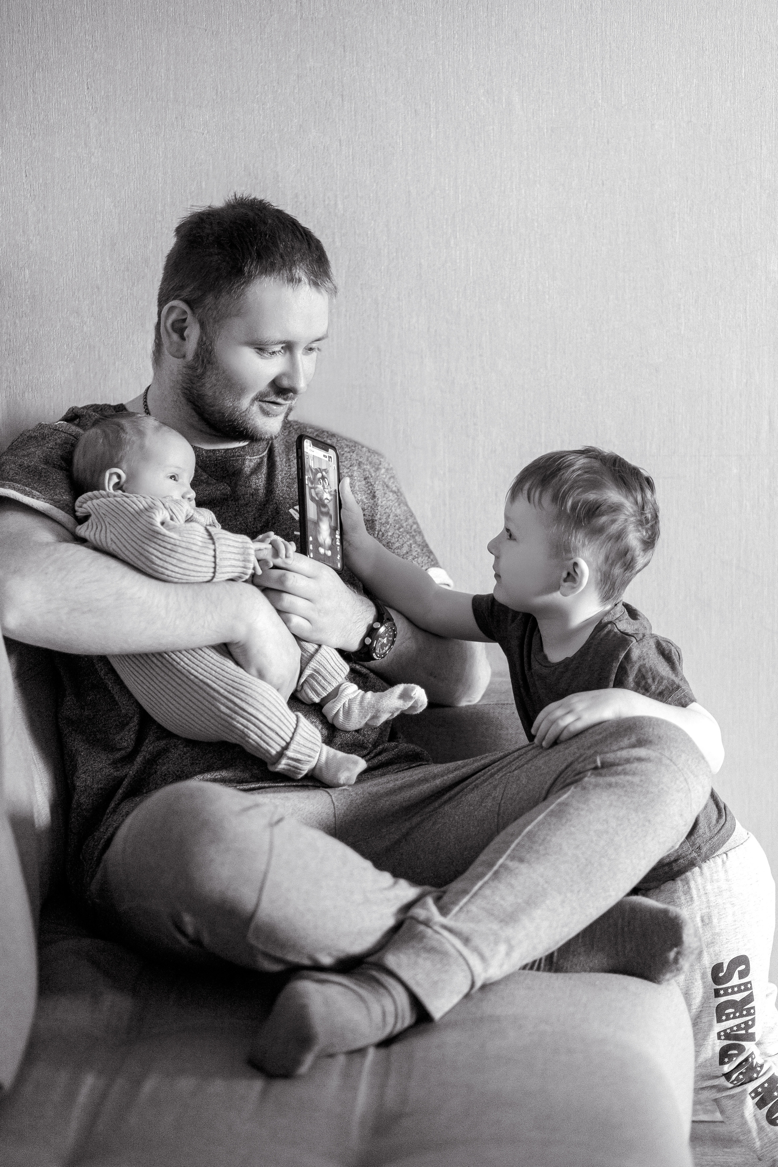 Миша Юля Лев и Алиса. Семейный и детский фотограф в Мурманске Карина Березина