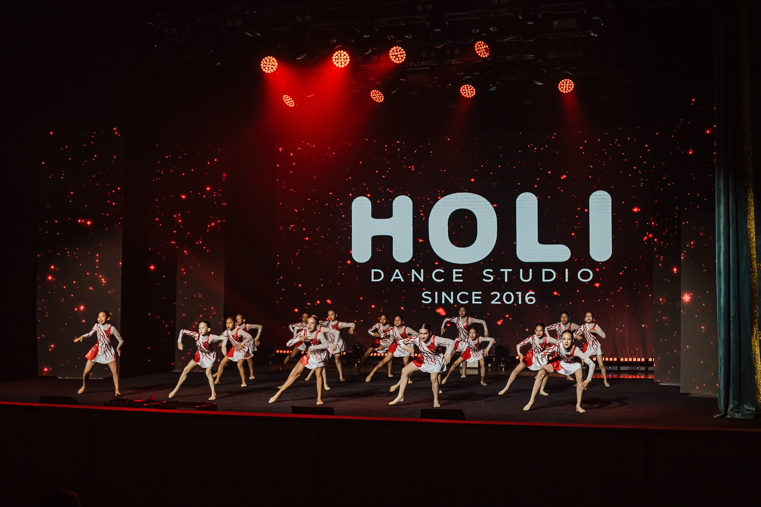 10 лет Holi Fance Studio | Part 1. Кипятком Павлодар